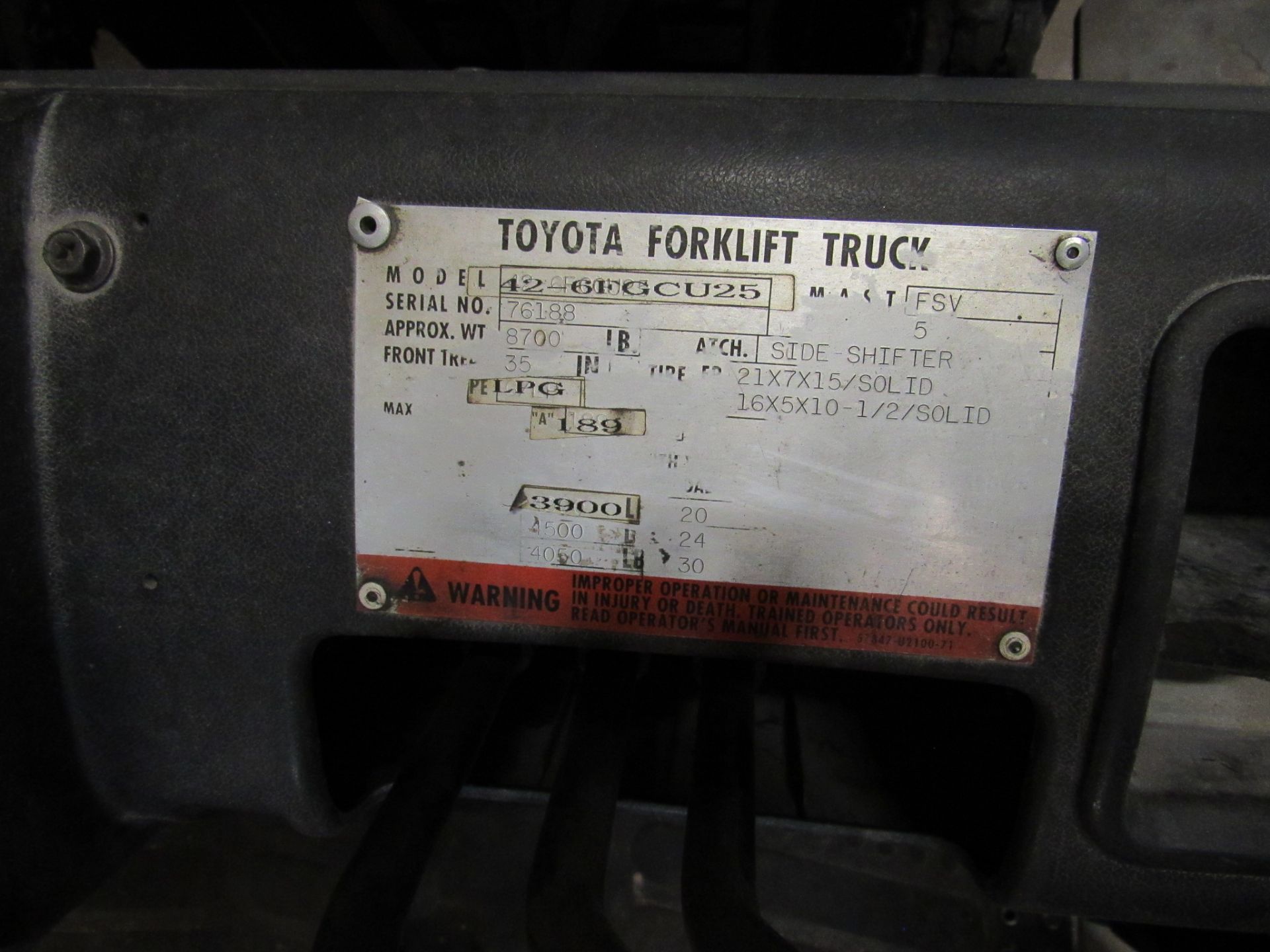 5000 lb. Toyota Model 42-FGCU25 Forklift, 5000 lbs. cap., triple stage, side shift, cushion tires, - Image 3 of 3