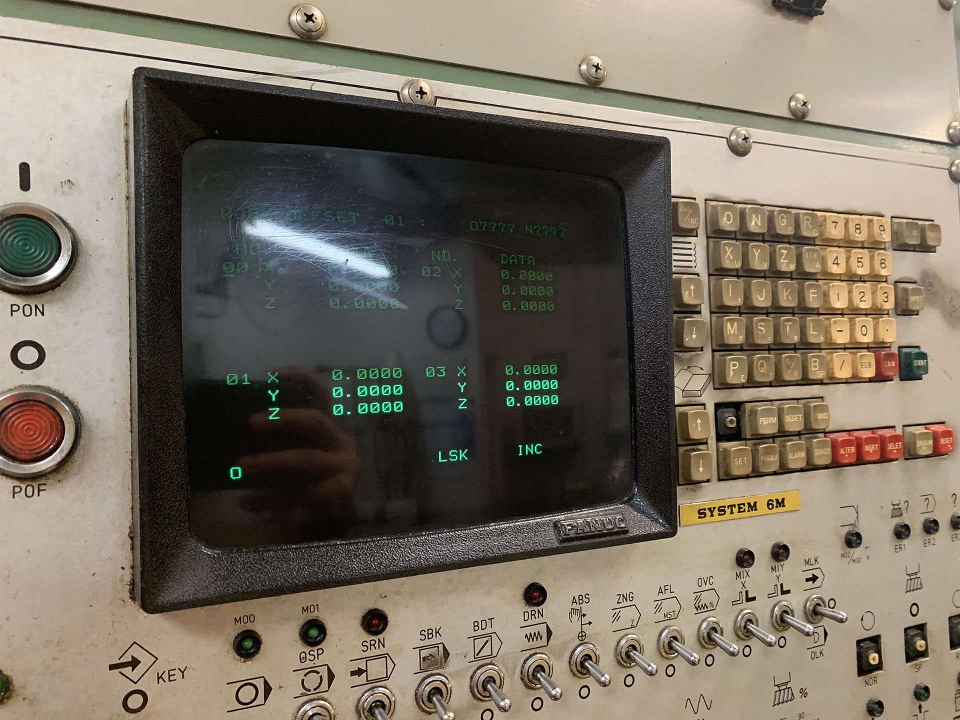 Mori Seiki MV-45/45 CNC Vertical Machining Center, new 1982, 30” X trvl, 19.5” Y trvl, 24” Z trvl, - Image 4 of 13