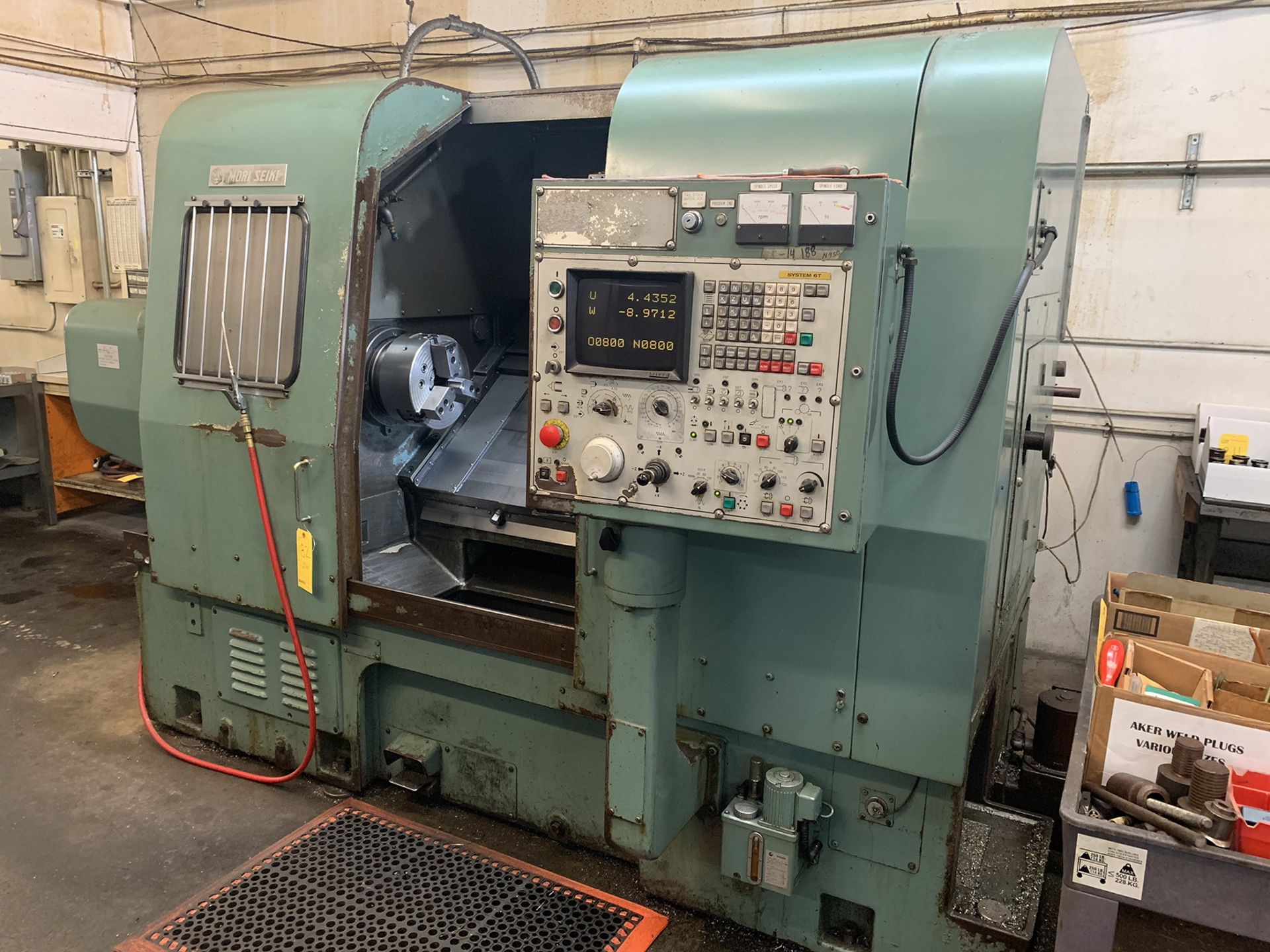 Mori Seiki SL-4A CNC Lathe, new 1987, 20” swing, 22” centers, 11” hyd. 3-jaw chuck, single turret w/ - Image 5 of 16