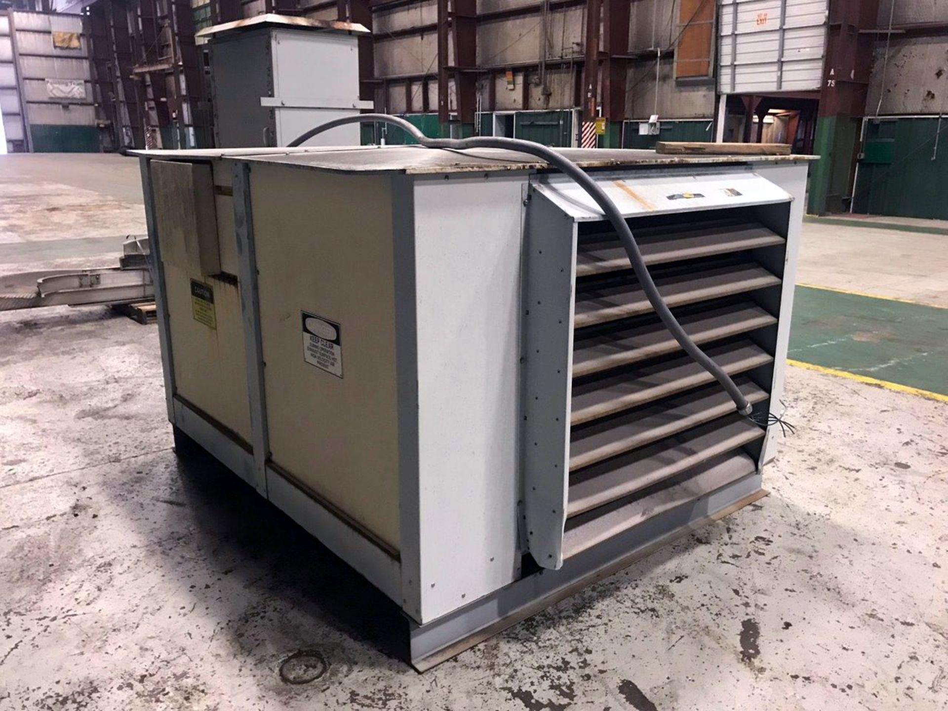 1250 KW Avitron Model K575A Outdoor Resistive Load Bank with Switch Gear - Image 8 of 11