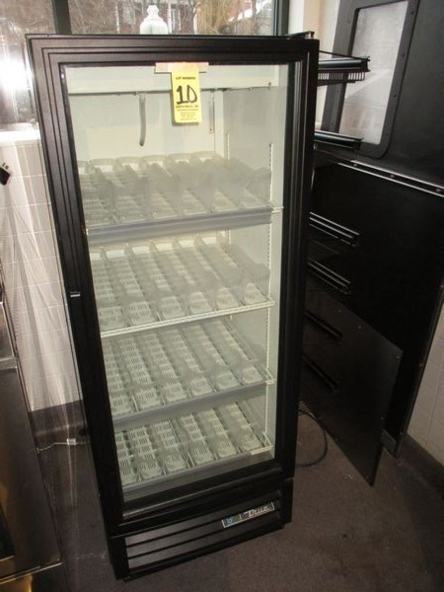 True GDM-12-HC-LD Single Glass Door Refrigerator w/Shelf (Asset Located in Brighton, MA)