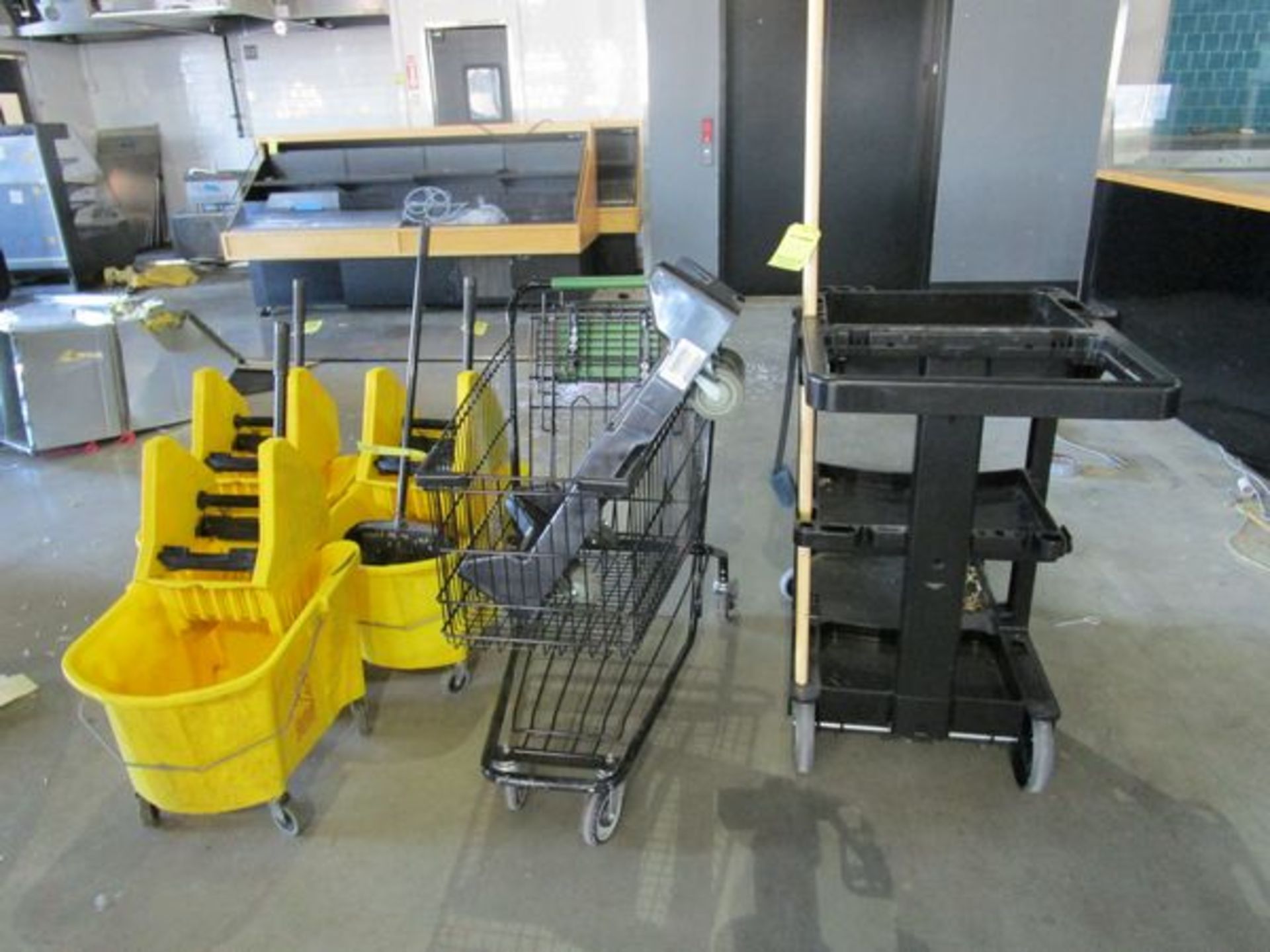 Mop Bucket & Carts (Asset Located in Fairfield, CT)