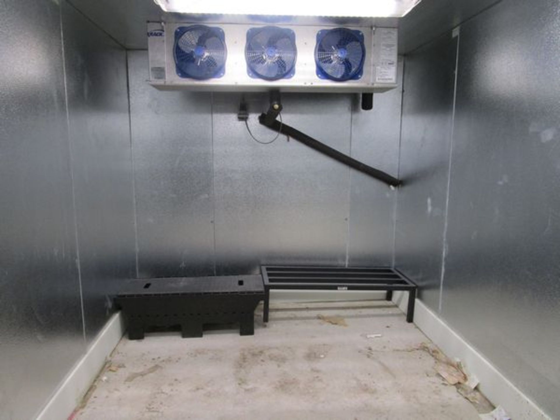 (Lot) Combination Walk-In Cooler/Freezer, Cooler, 17'x20 1/2', 350 Sq. Ft., Freezer 10'x10', 100 Sq.