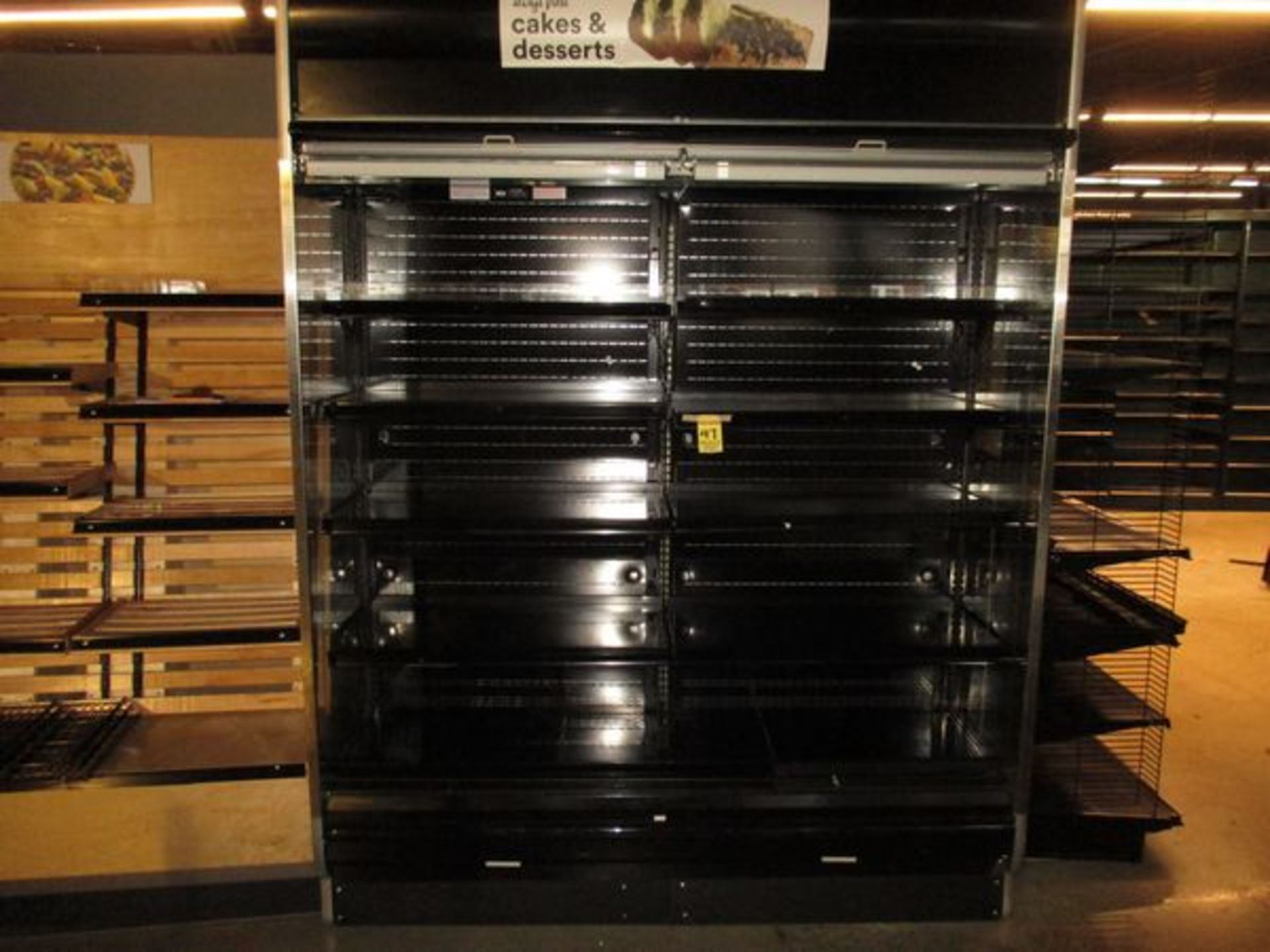 Hussmann RGD-6-SC 6' Refrigerated Bakery Case, Self Contained (Asset Located in Brighton, MA)