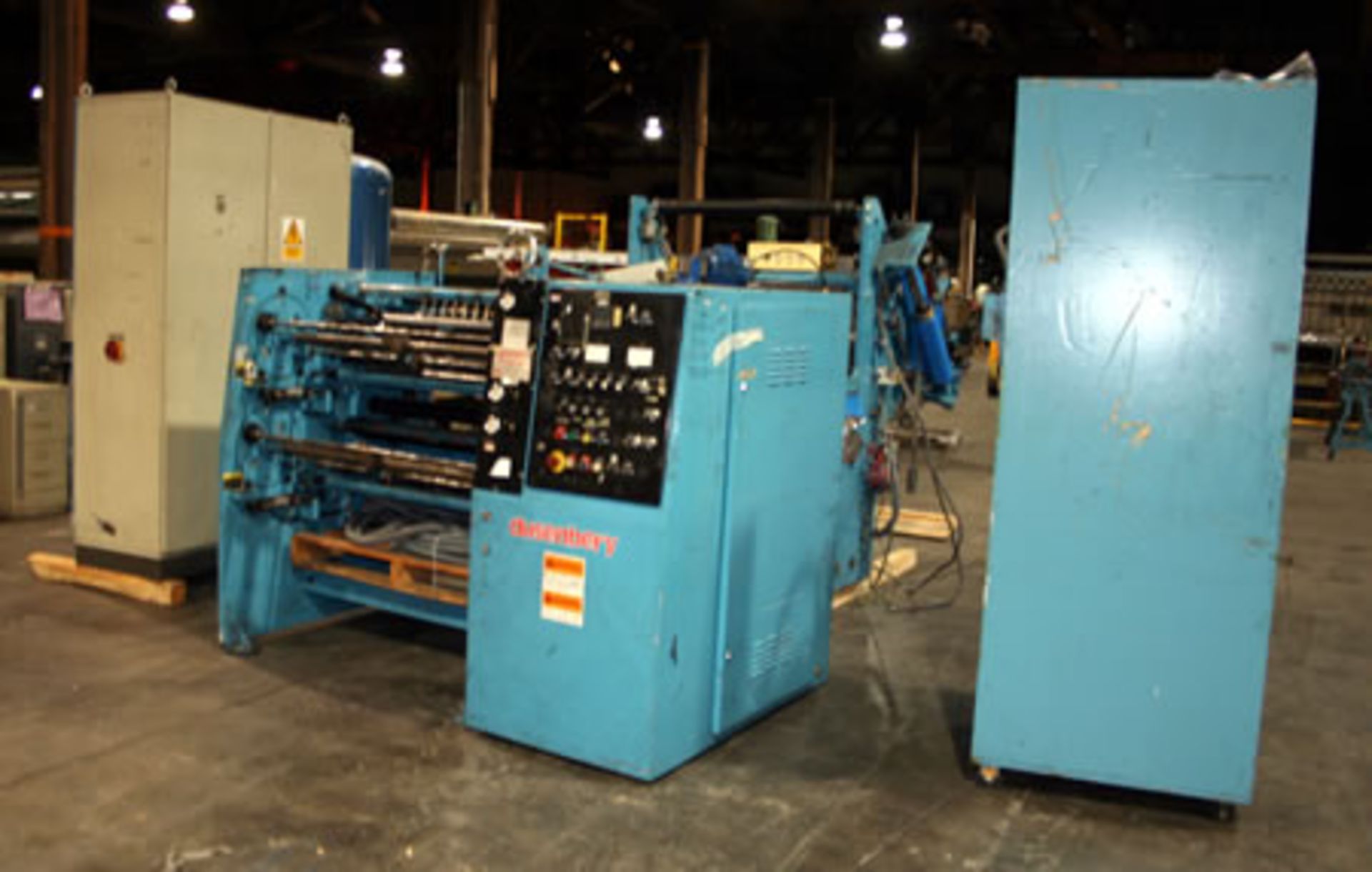 1990's Dusenbery 636 TTR Duplex Turret Center Slitter - 39" web width, 30" diameter single