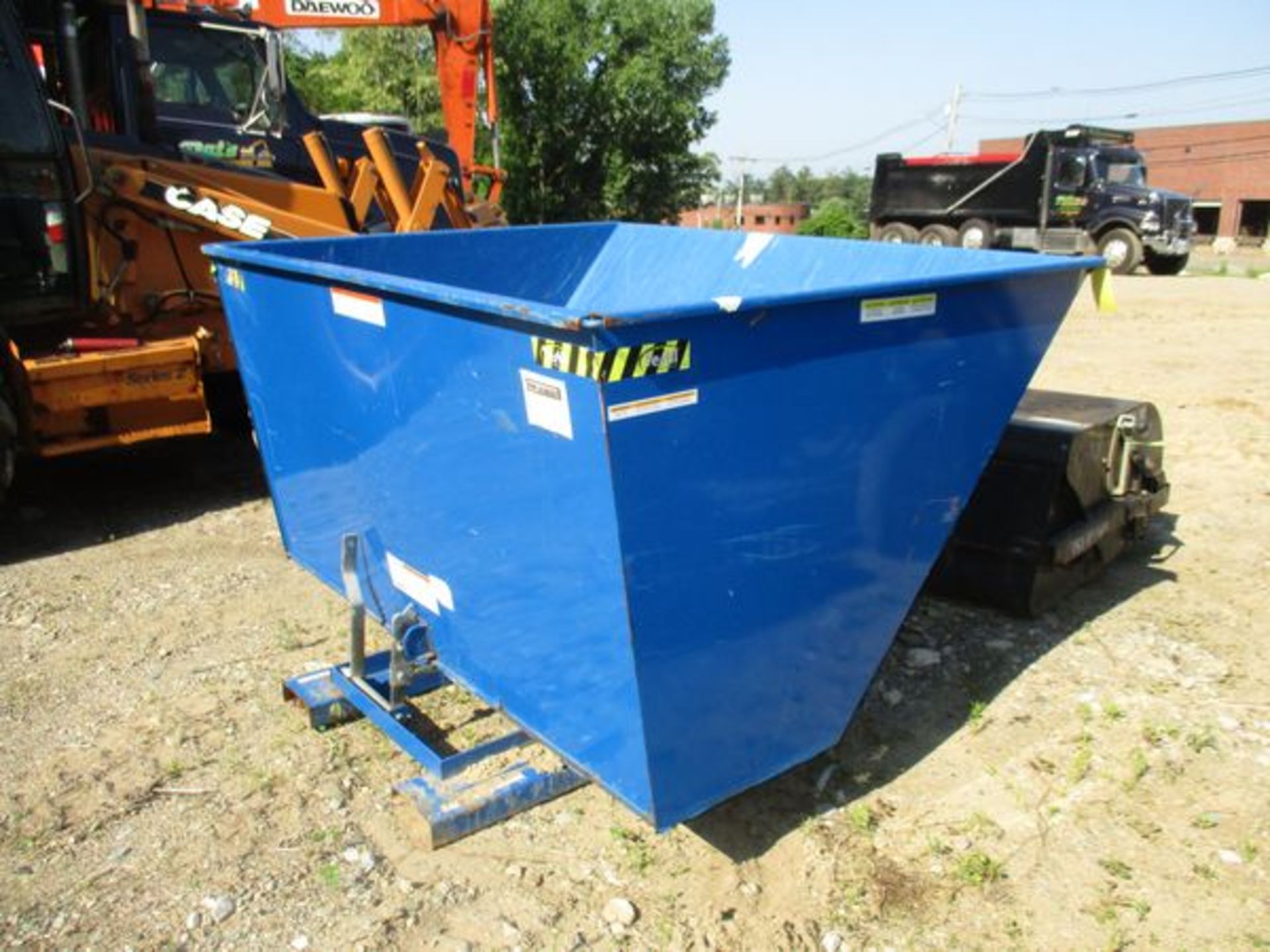 Vestil D-300-HD 6,000# Dump Hopper