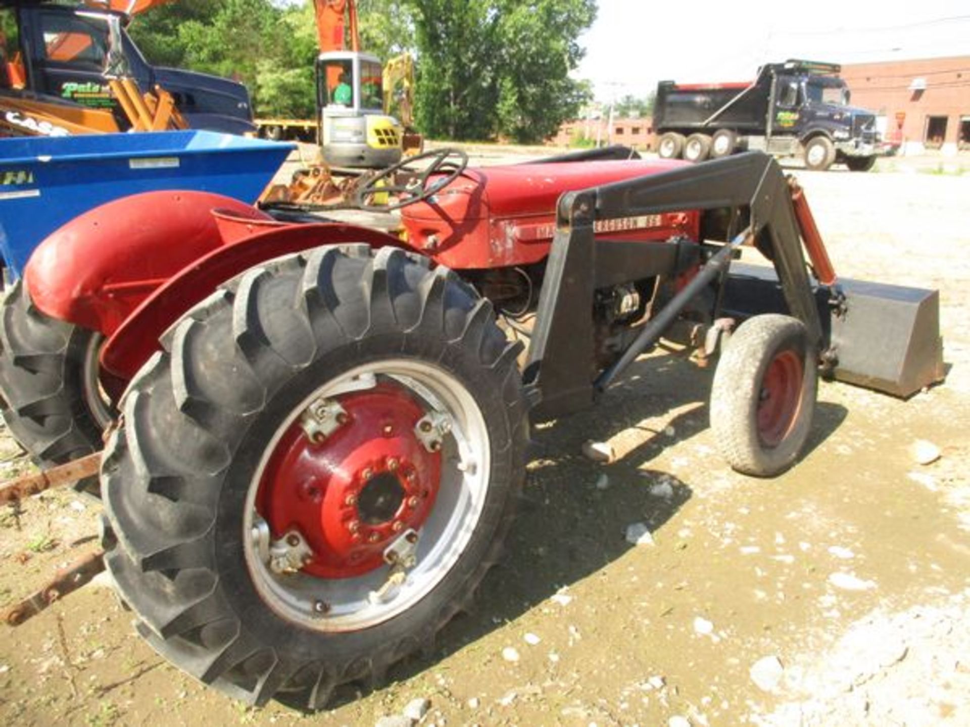 1965 Massey-Ferguson MF-65 Utility Tractor - Image 2 of 3