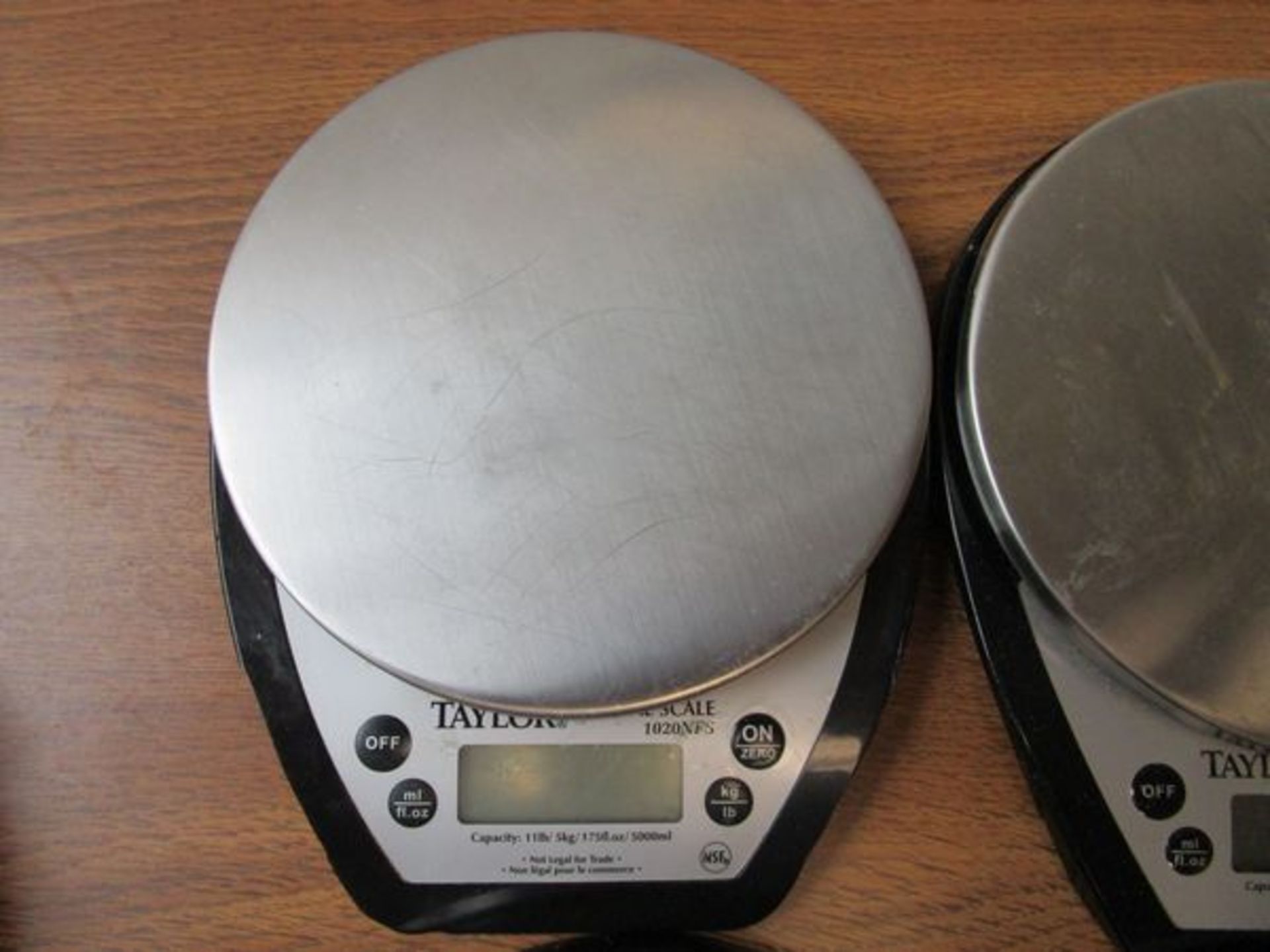 LOT (8) Taylor 1020NFS Digital Scales, 11 Lb. Cap., Battery Operated - Image 2 of 2