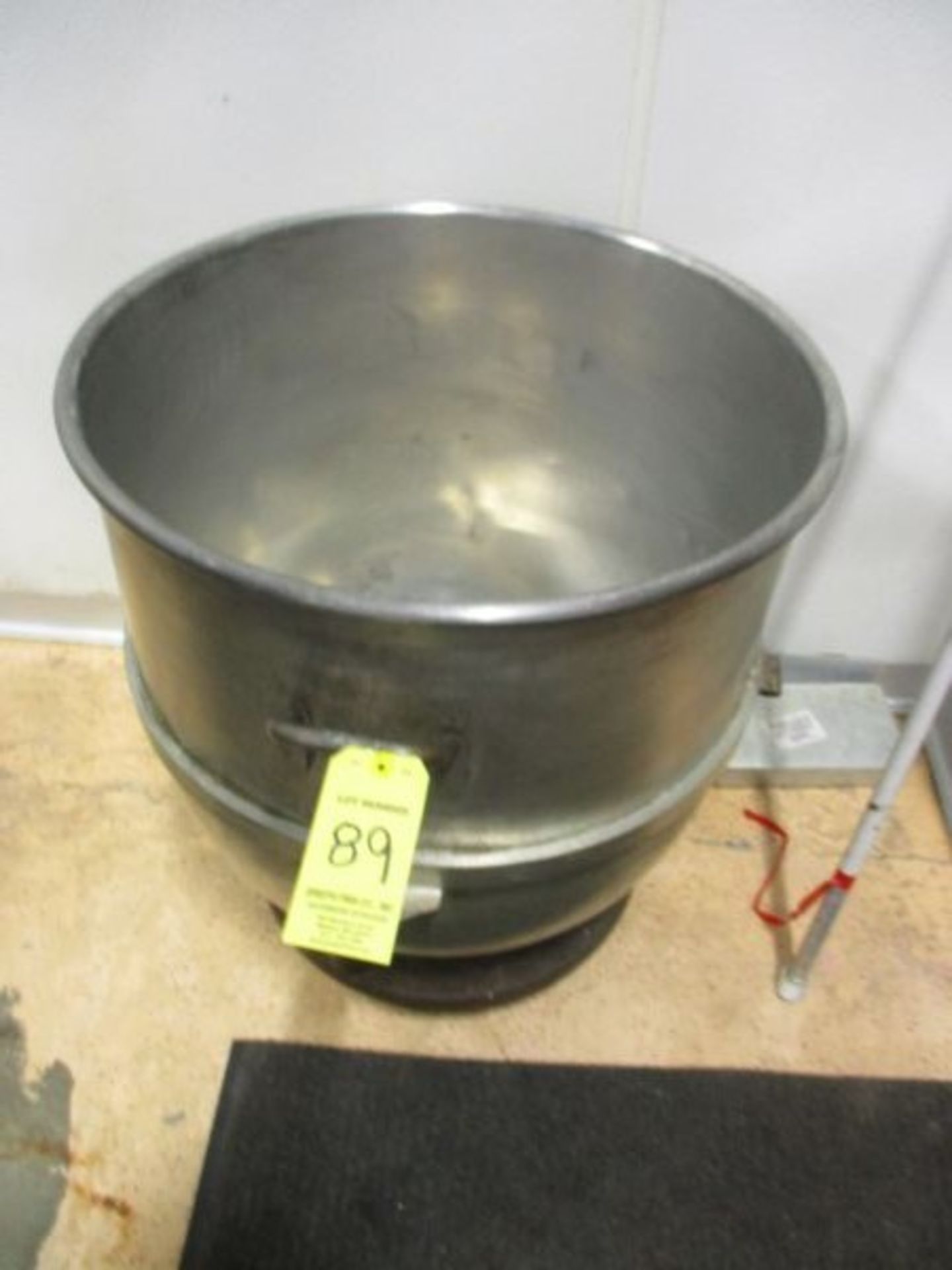 Approx. 140 Qt. Bowl