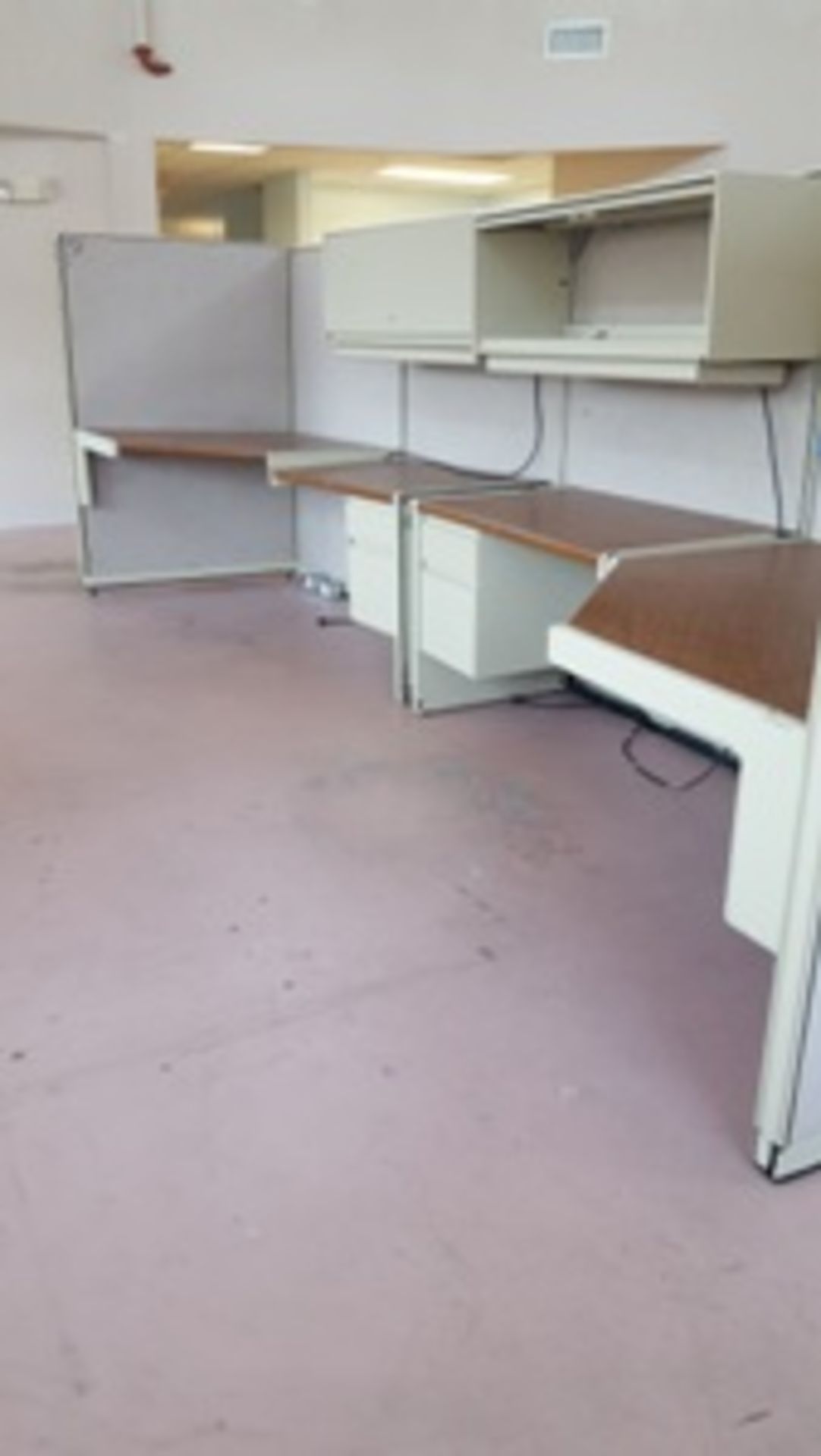 LOT Partitions & Modular Desks & Files