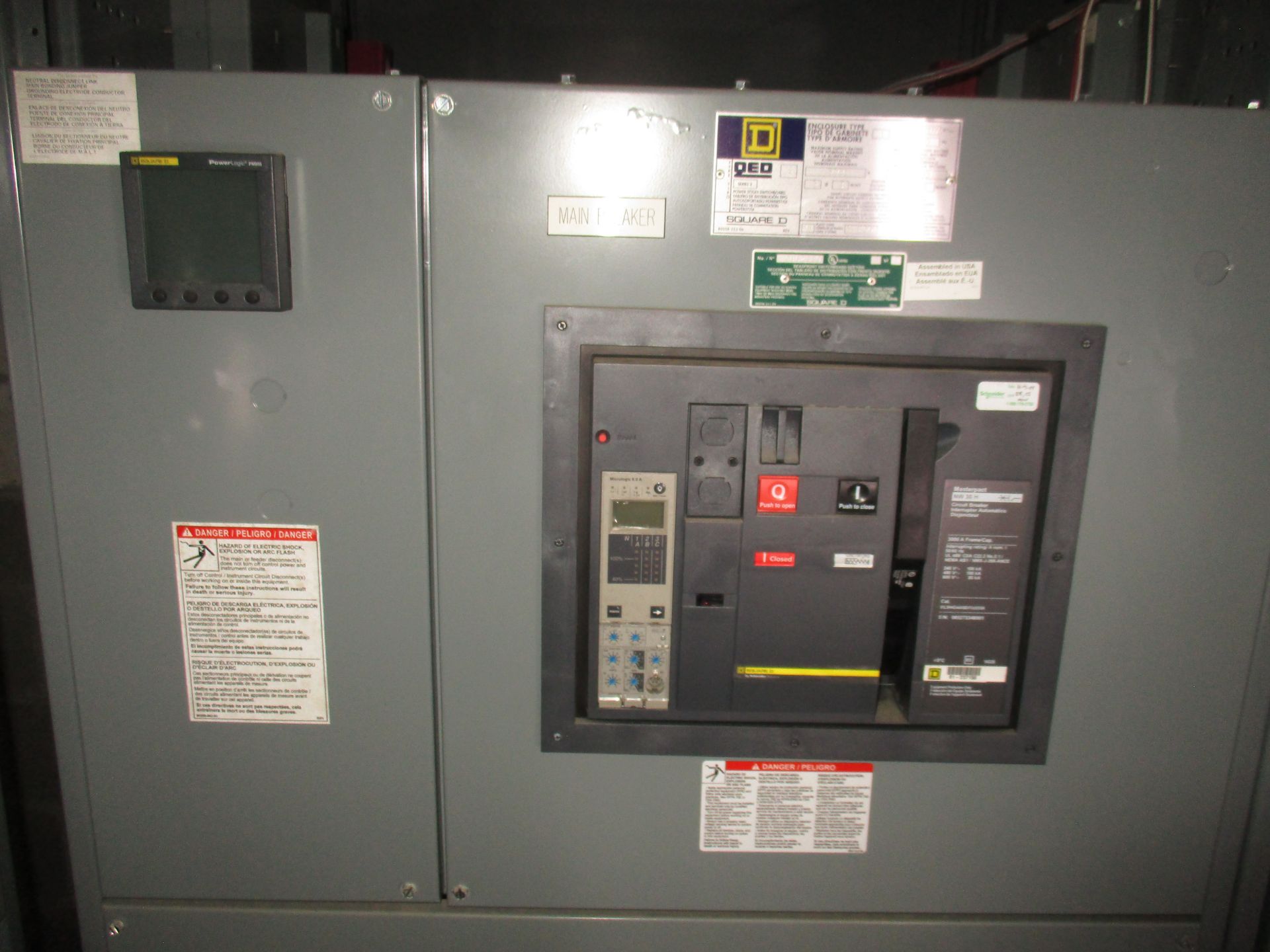 Square D 3000 Amp Enclosure Cabinet w/(1) NW30H Circuit Breaker Interruptor, (2) MJ600 Breakers, (1) - Image 2 of 4