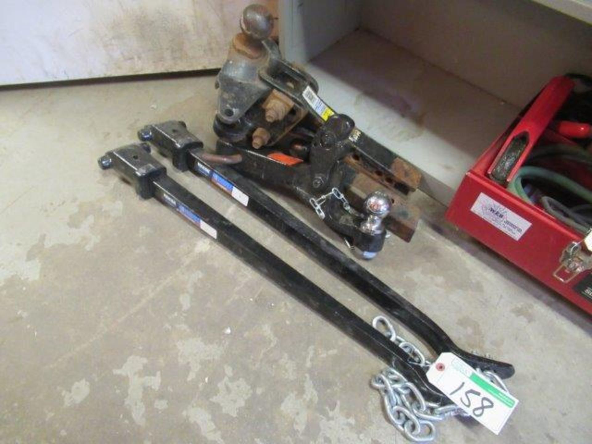 LOT OF TRAILER HITCHES