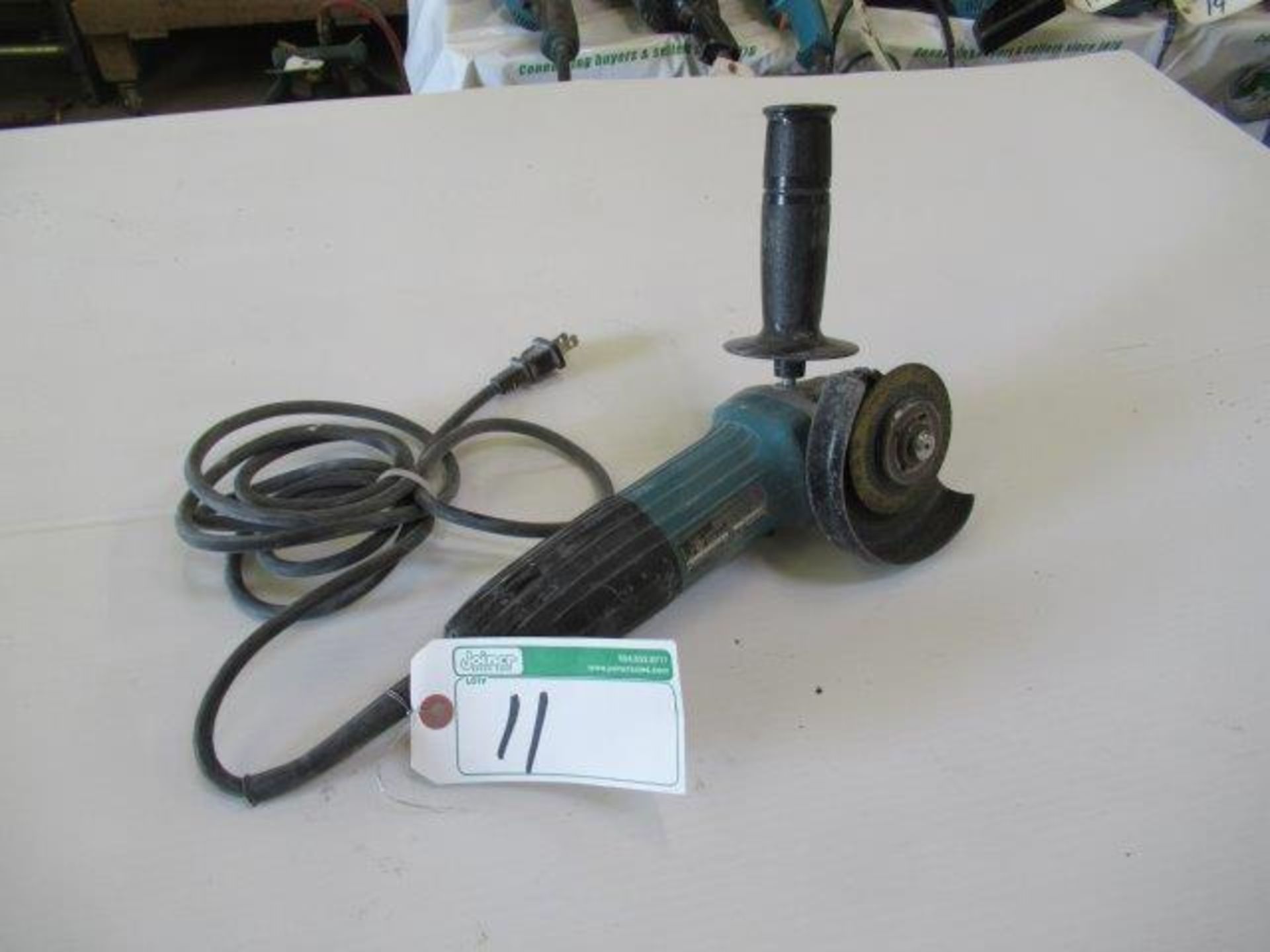 MAKITA ANGLE GRINDER