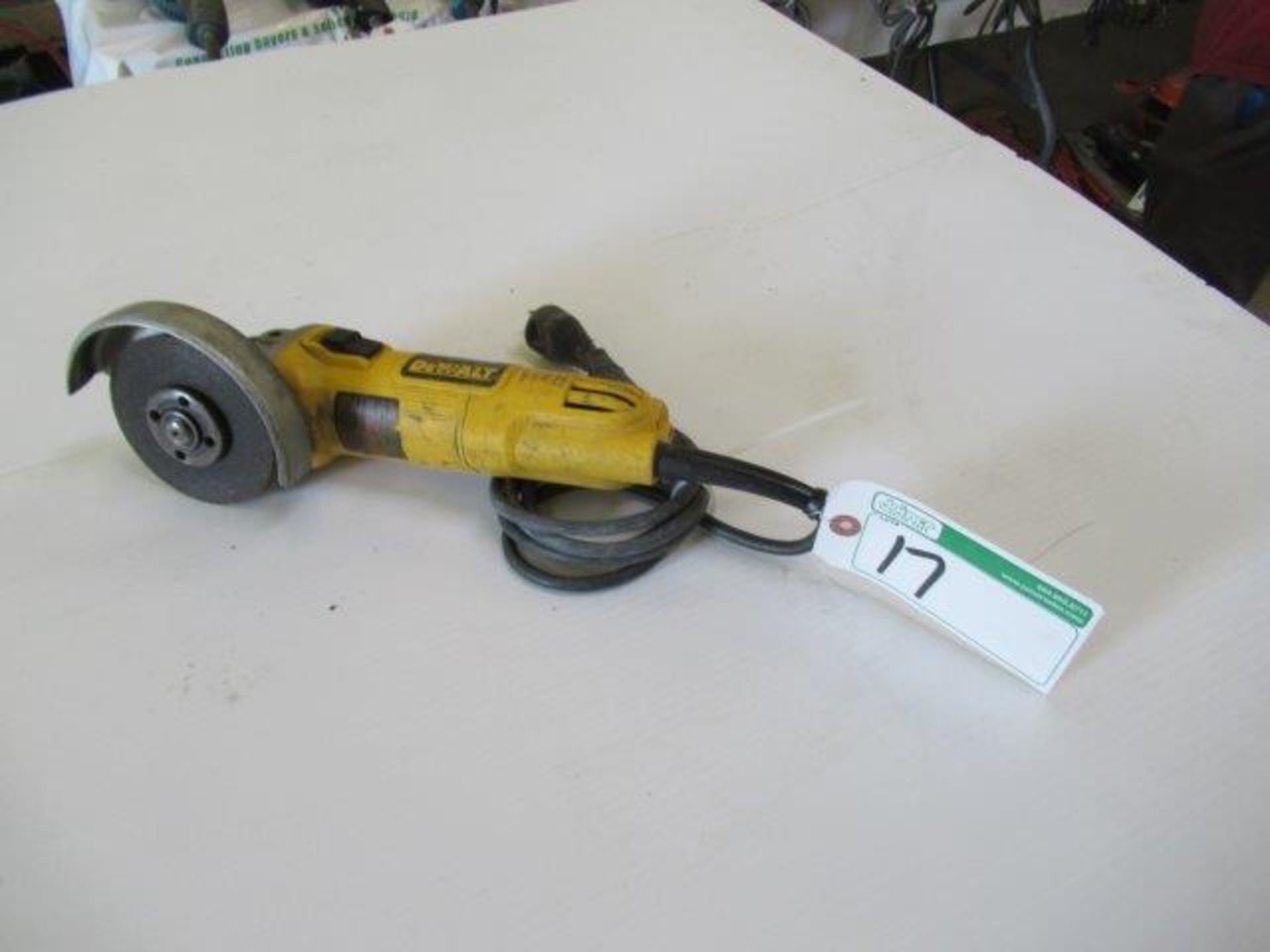 DEWALT ANGLE GRINDER