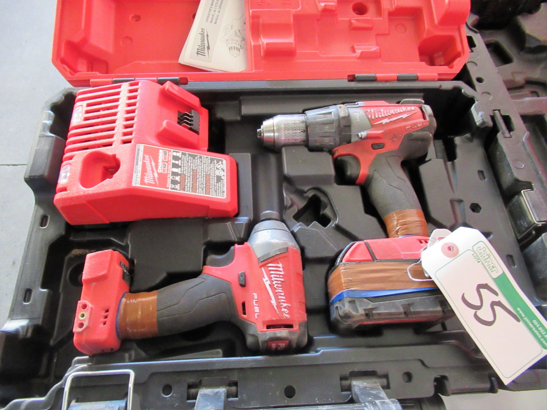 MILWAUKEE CORDLESS 1/2 IN HAMMER DRILL