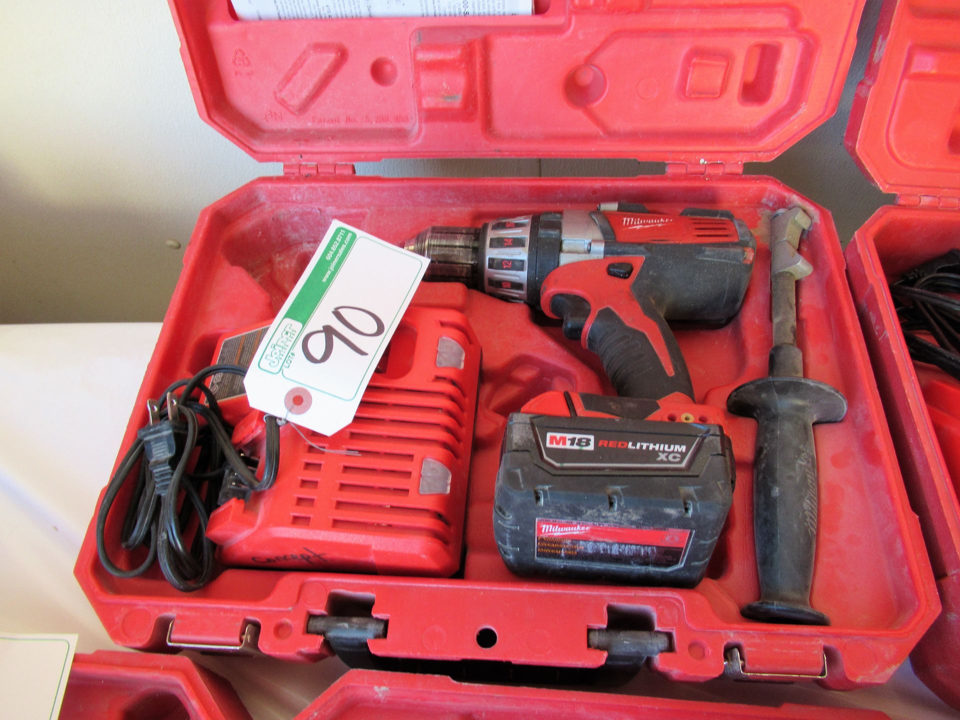 MILWAUKEE CORDLESS 1/2 IN DRIVER DRILL