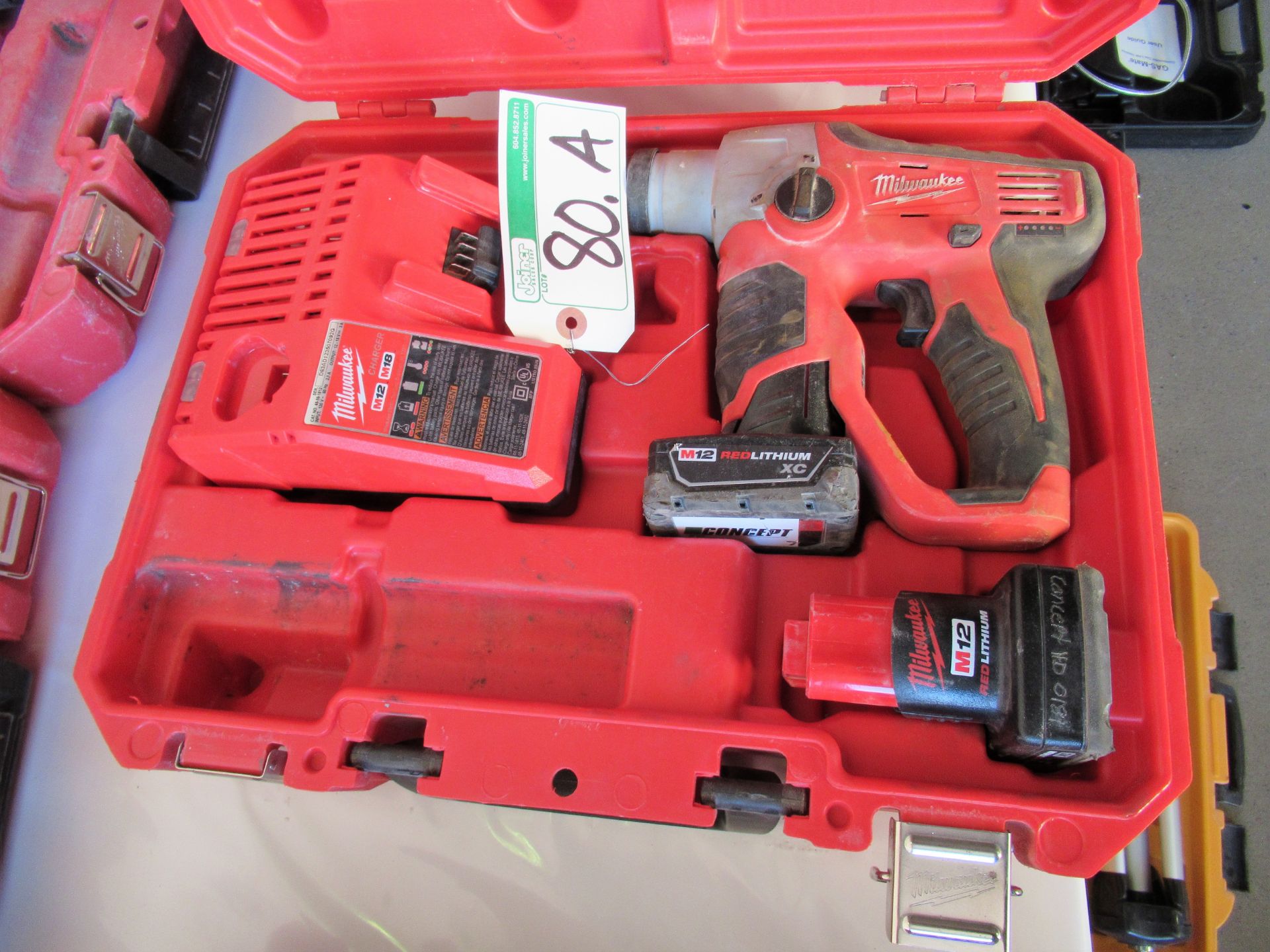 MILWAUKEE CORDLESS 1/2 SDS PLUS ROTARY HAMMER