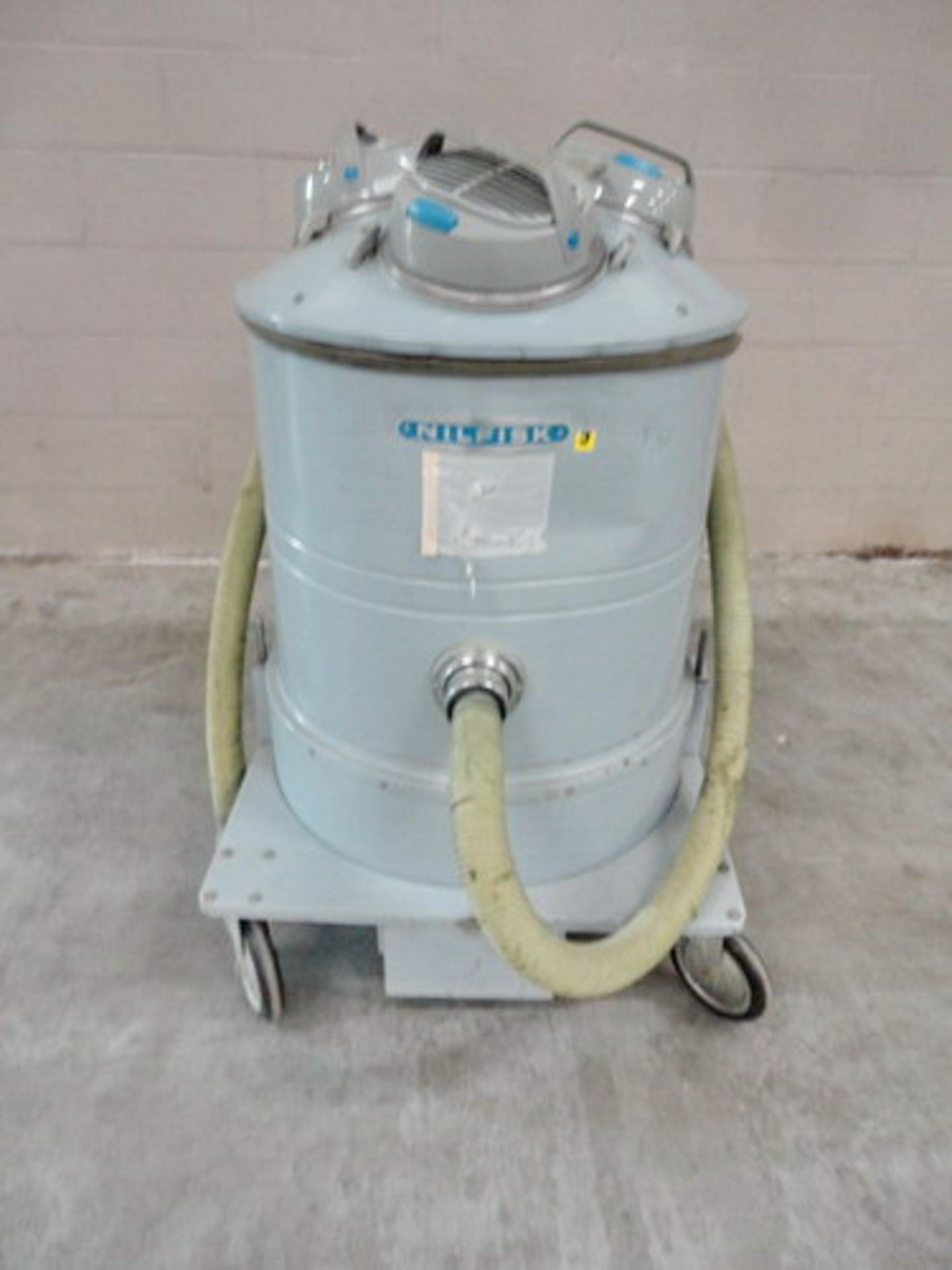 Nilfisk Vacuum, type GS83-7810