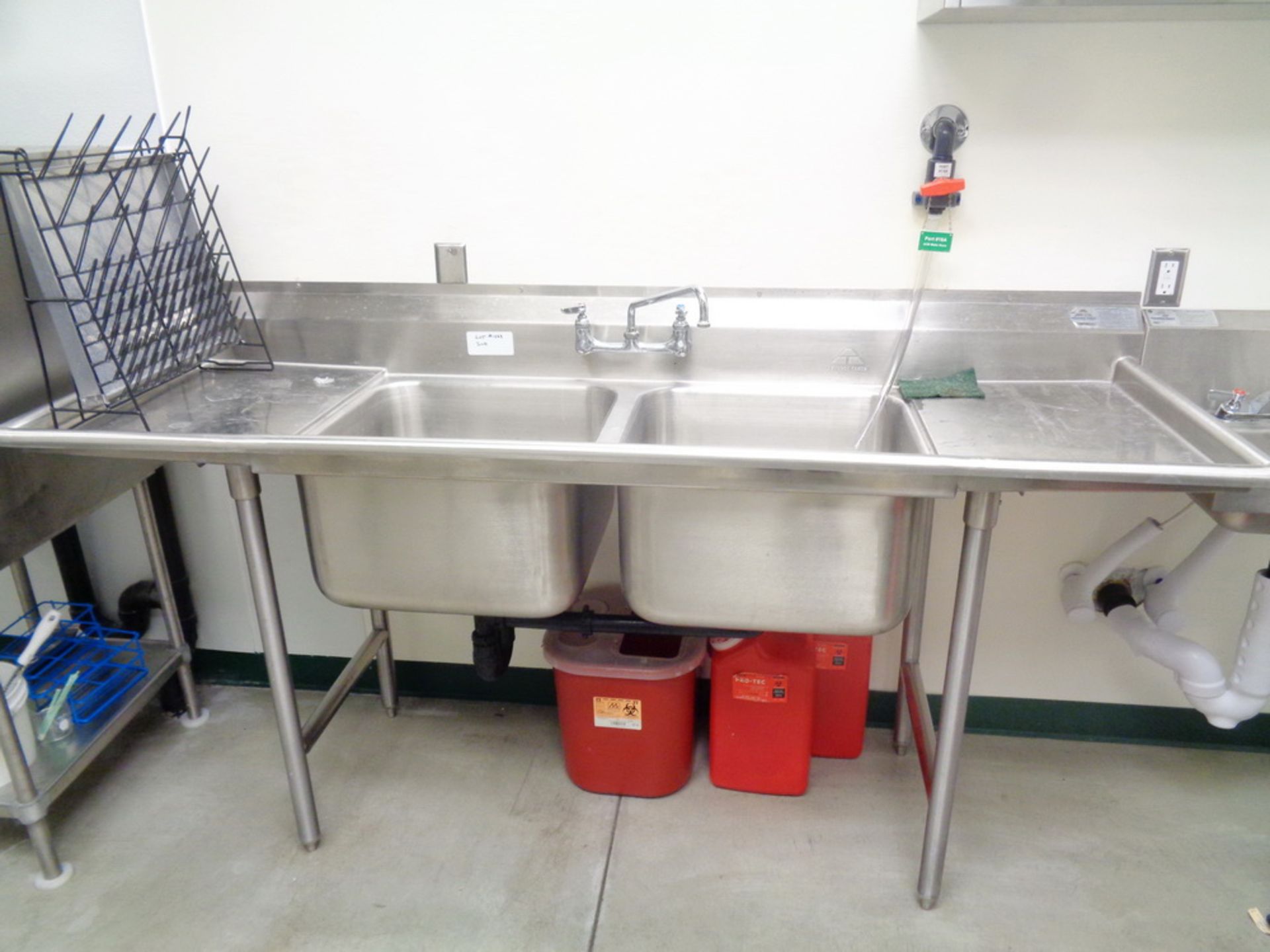 BULK LOT - LABORATORY EQUIPMENT LOCATED IN THE MICROBIOLOGY LAB. - Image 45 of 64