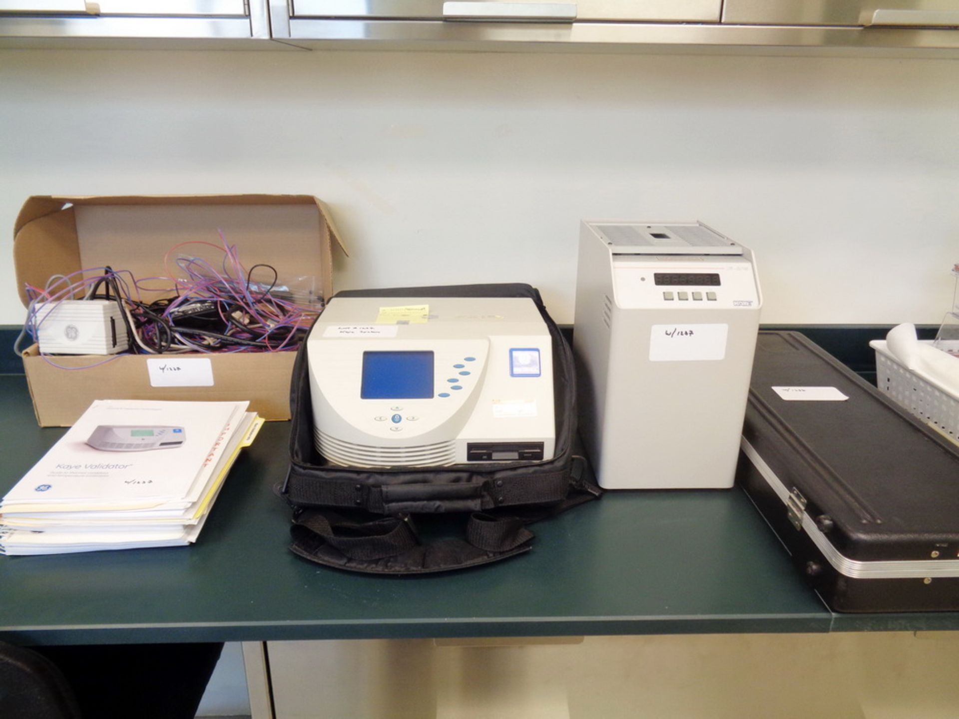 BULK LOT - LABORATORY EQUIPMENT LOCATED IN THE MICROBIOLOGY LAB. - Image 52 of 64