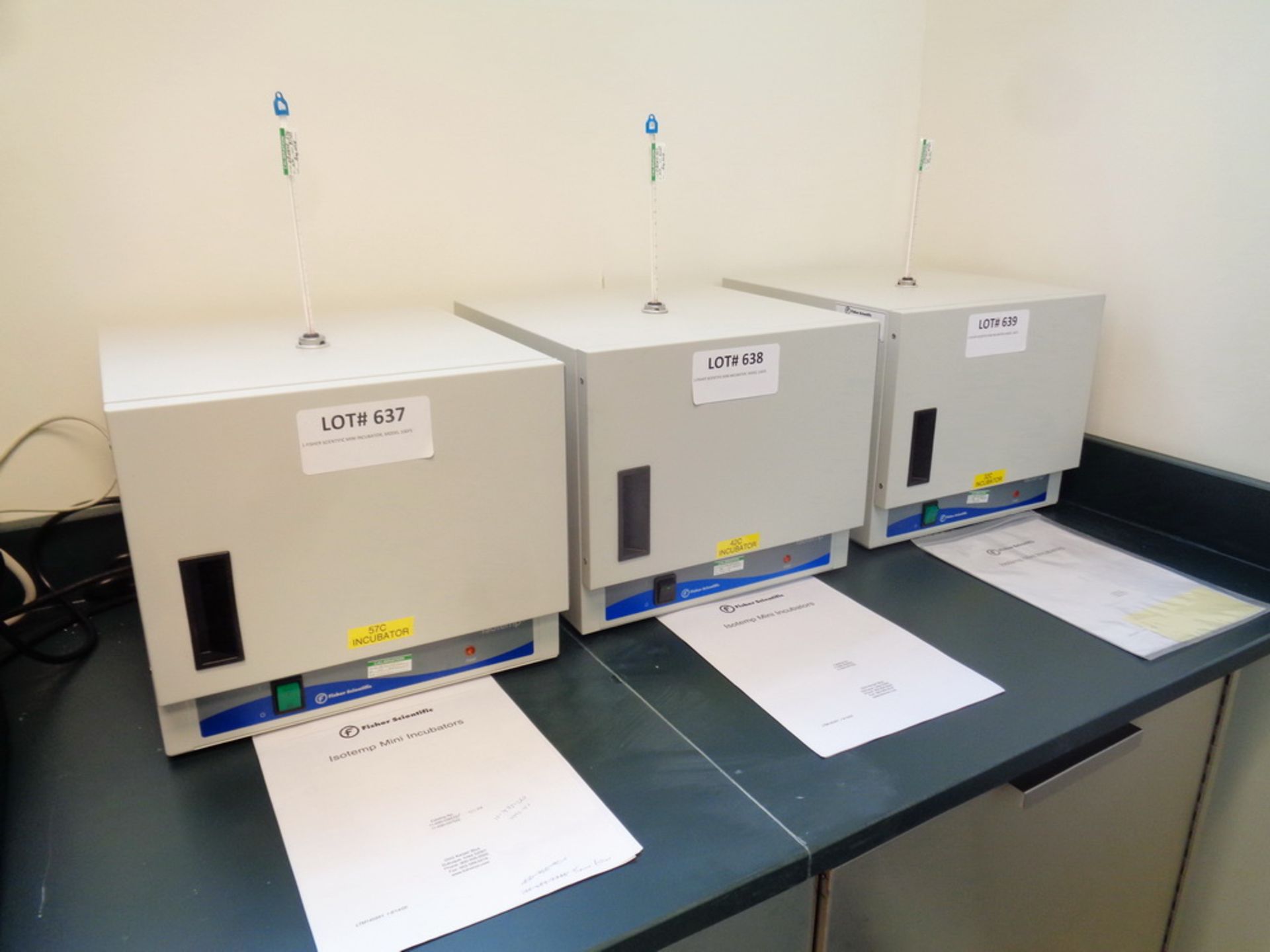 BULK LOT - LABORATORY EQUIPMENT LOCATED IN THE MICROBIOLOGY LAB. - Image 5 of 64