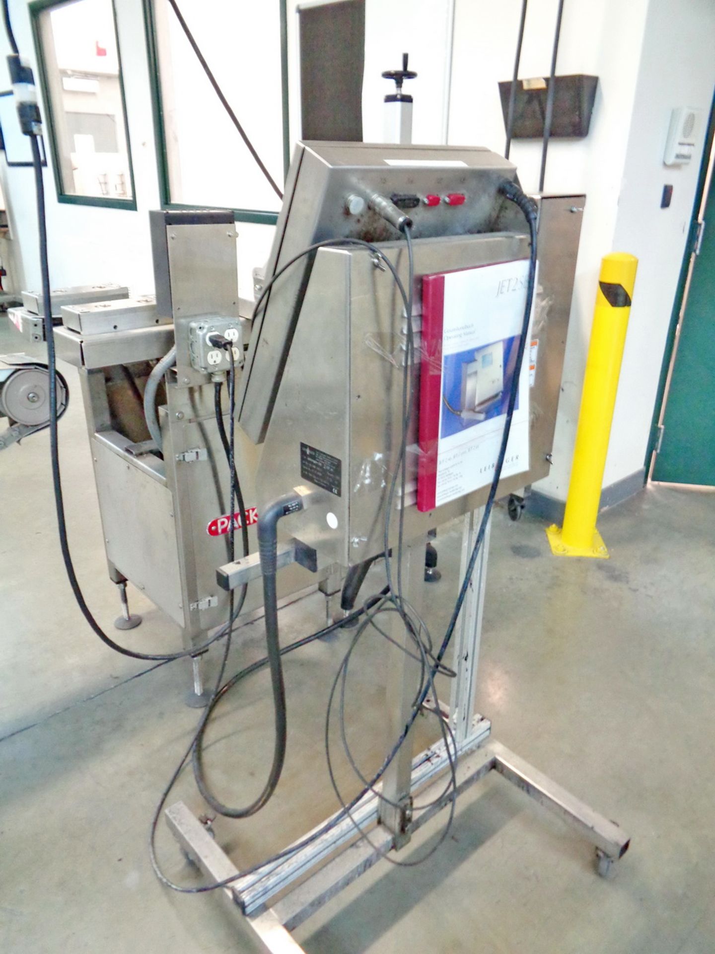 BULK LOT- CREAM PACKAGING LINE #2 (LOCATED IN CLEAN ROOM #2 DESIGNATED CL-2) UP TO (40) BOTTLES/MIN - Image 19 of 32