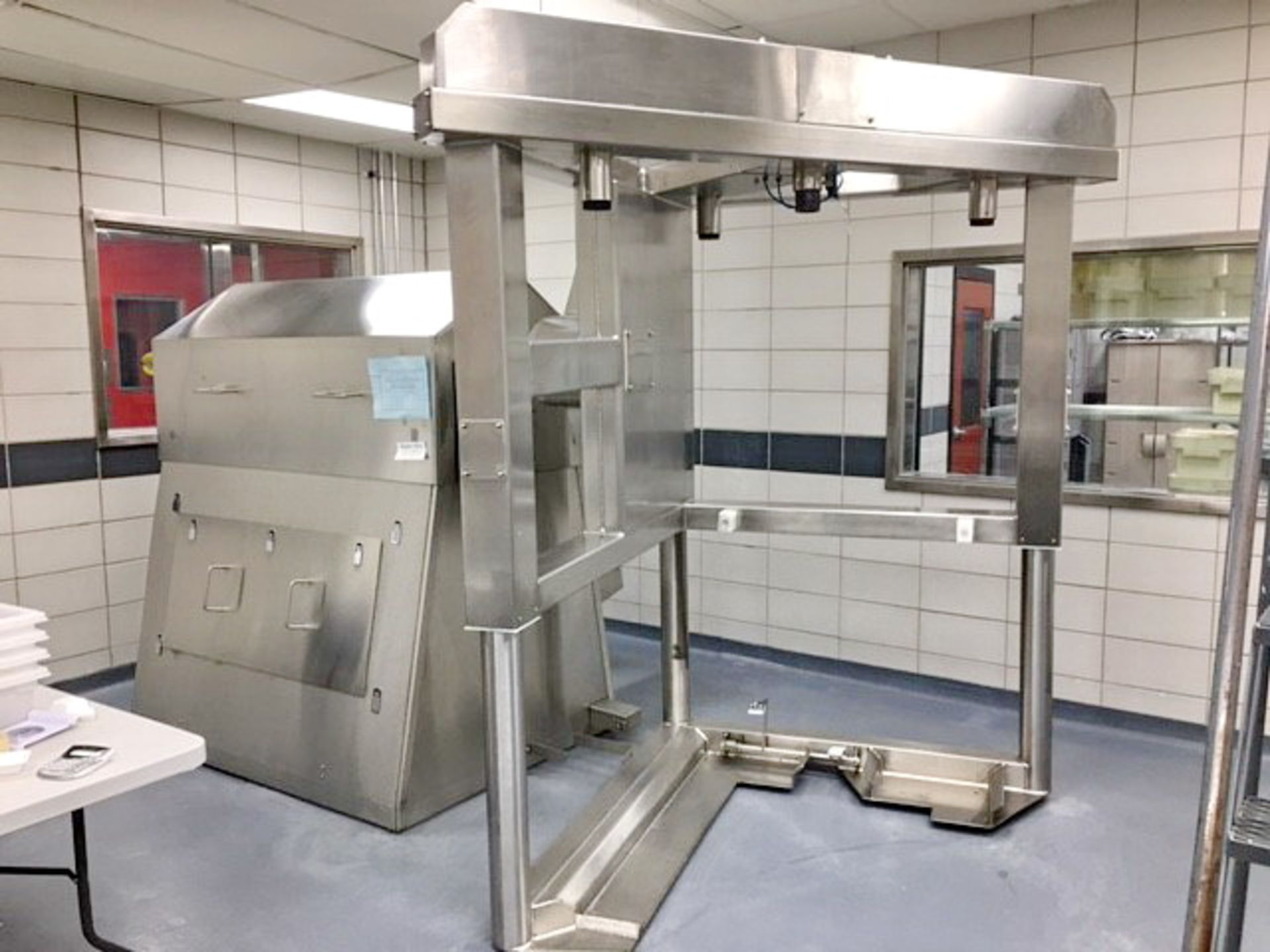 Tote Systems Stainless Steel Post Type Bin Blender