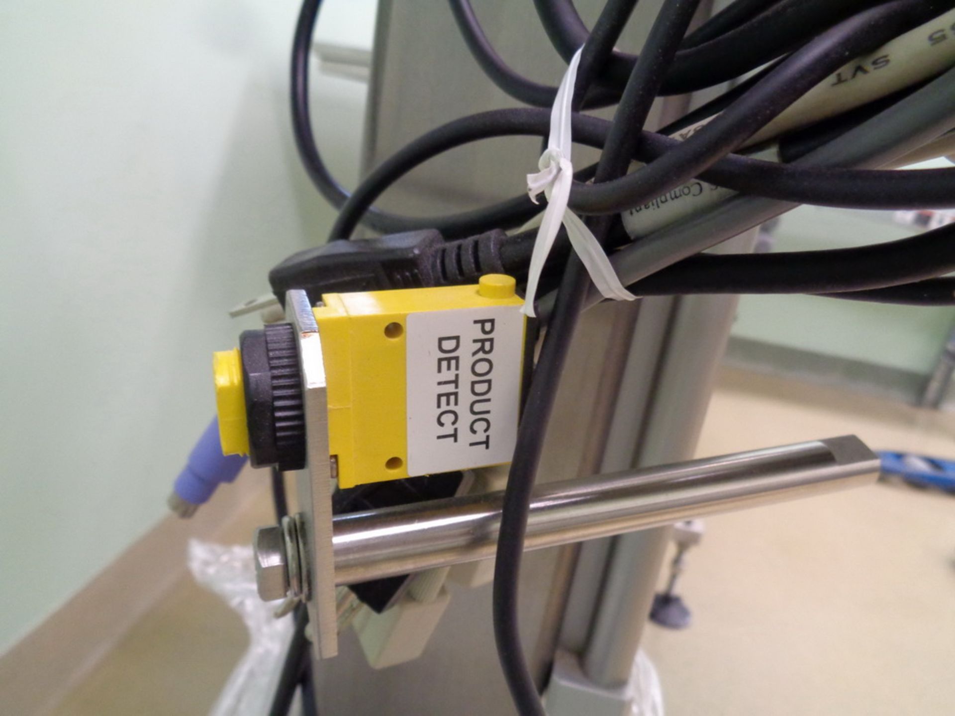 Quadrel Print and Apply Pressure Sensitive Carton Labeler, Model Q31-LS8490, S/N 57957-01 - Image 8 of 10