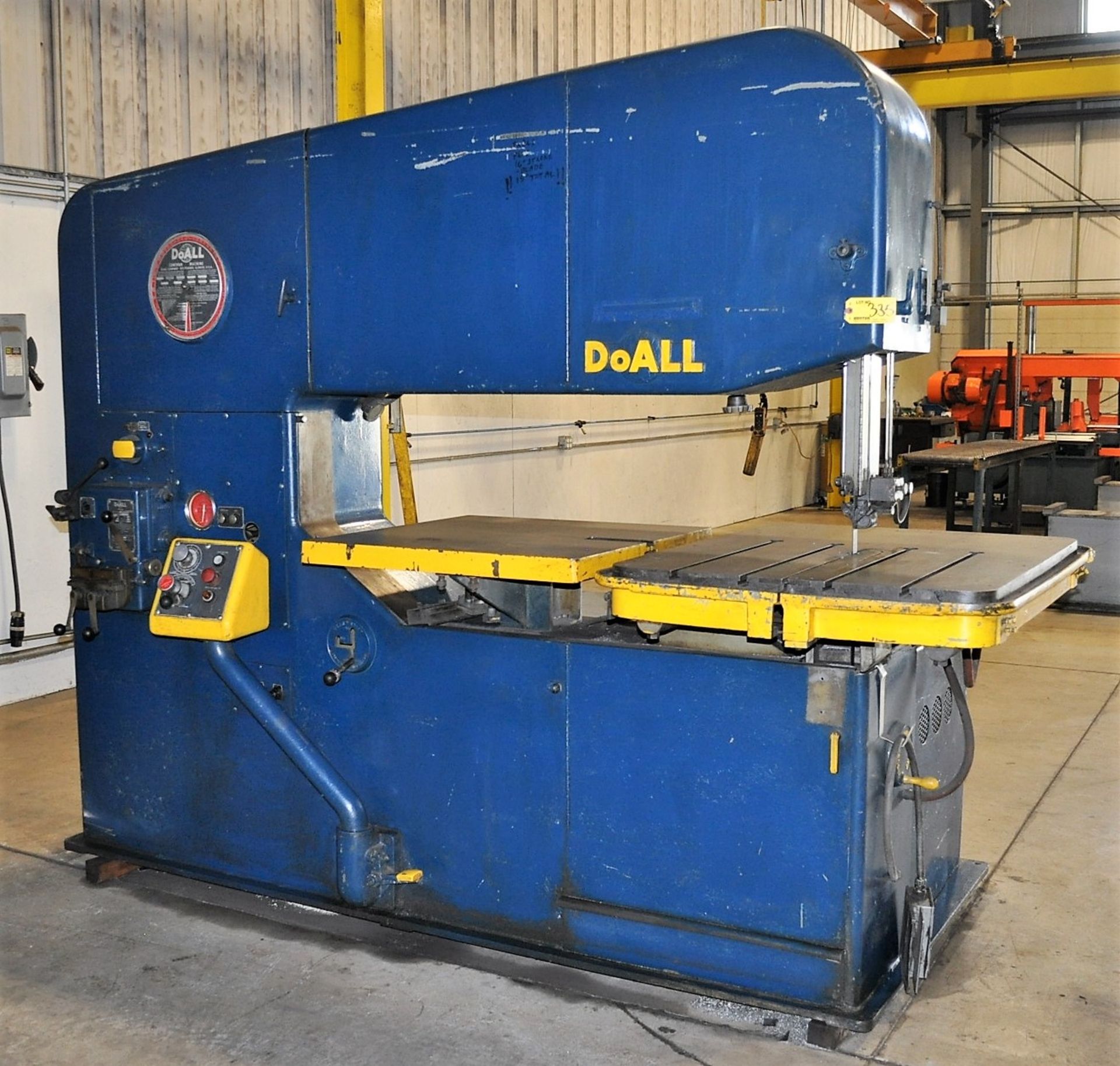 DoALL MDL. 6013-3 60" HORIZONTAL BANDSAW, WITH BUTT WELDING & GRINDING ATTACHMENT, 32" X 40" T-