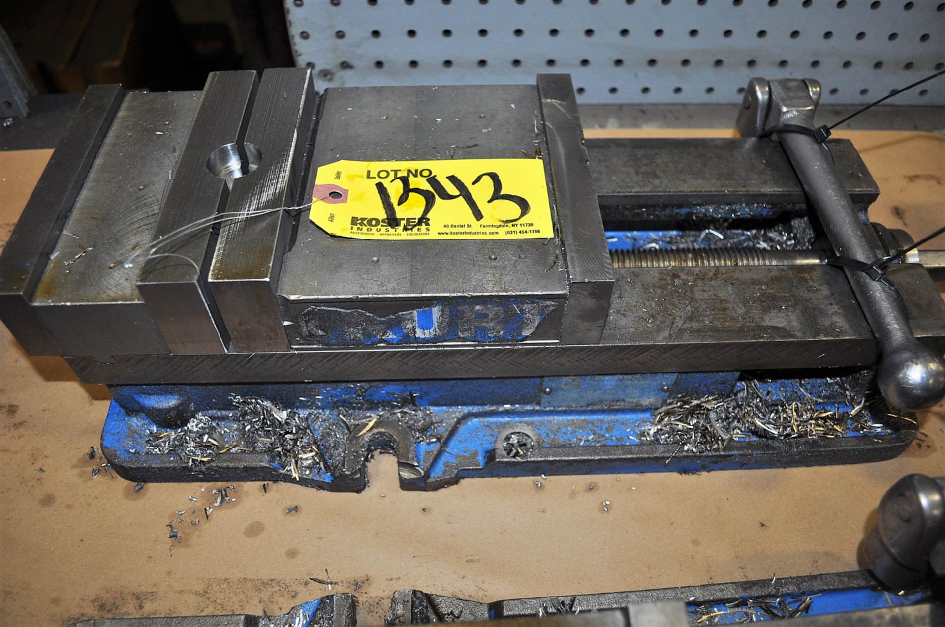 6" KURT MACHINE VISE