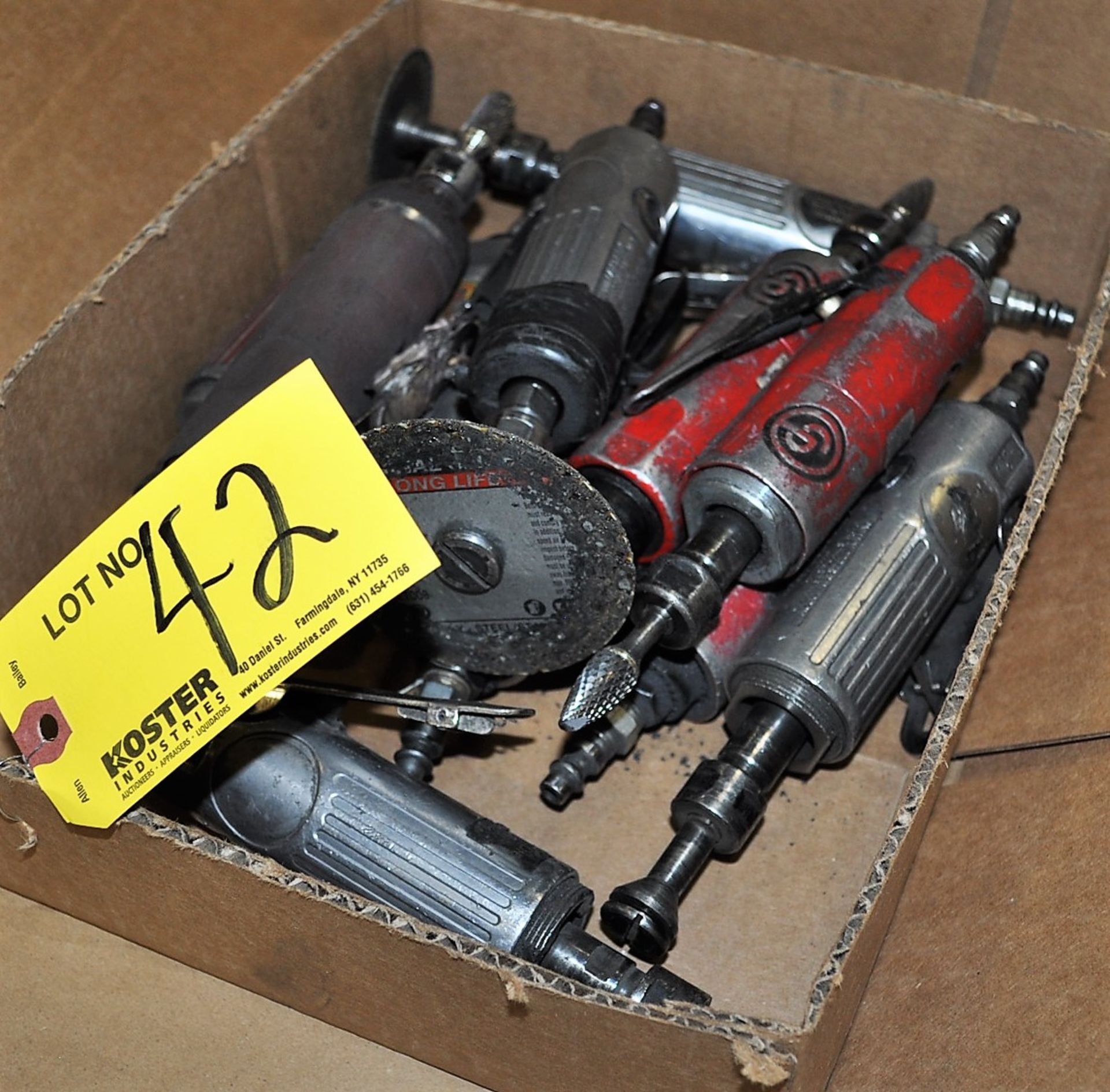 LOT OF ASSORTED PNEUMATIC GRINDERS