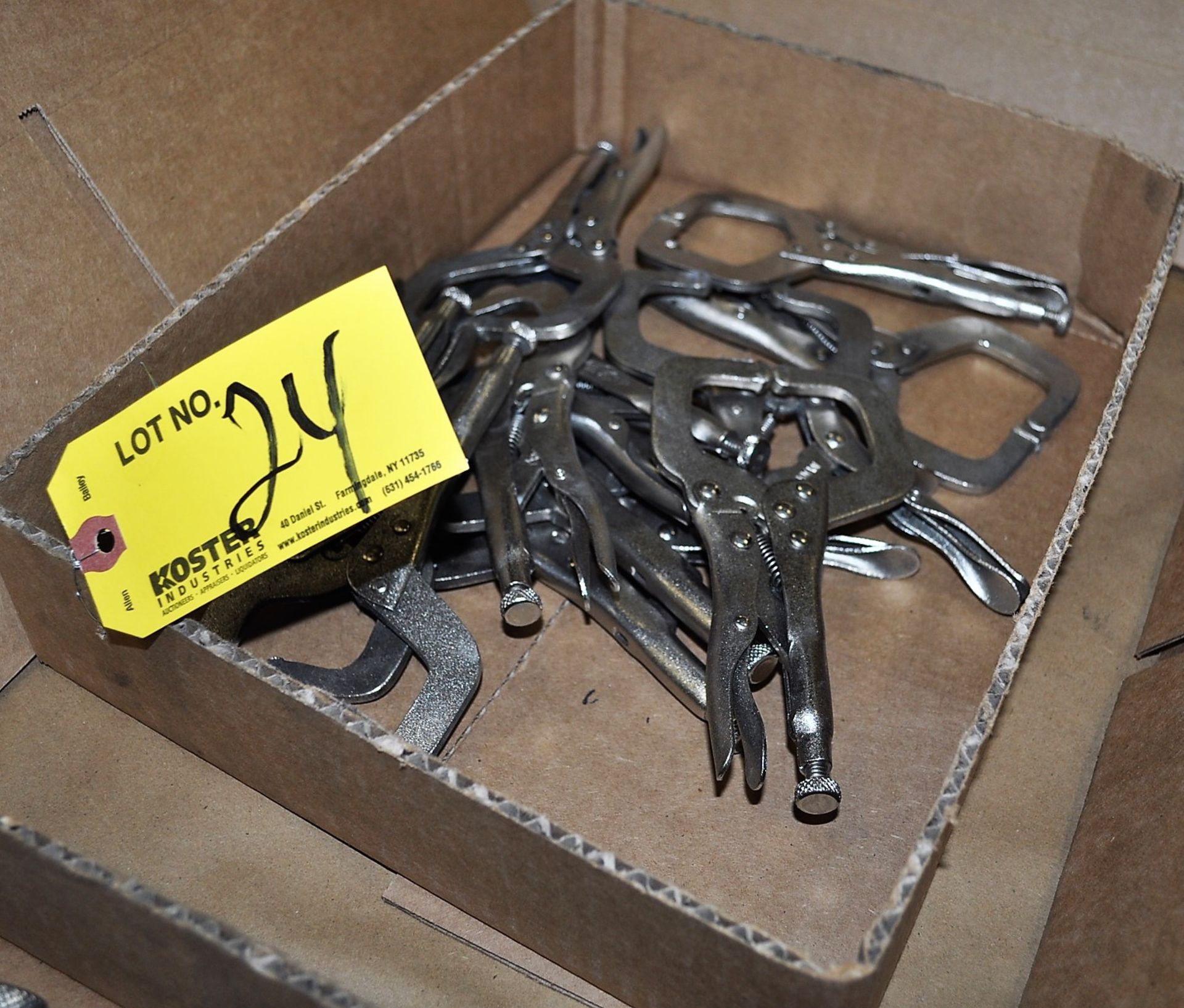 LOT OF ASSORTED VISE GRIP CLAMPS