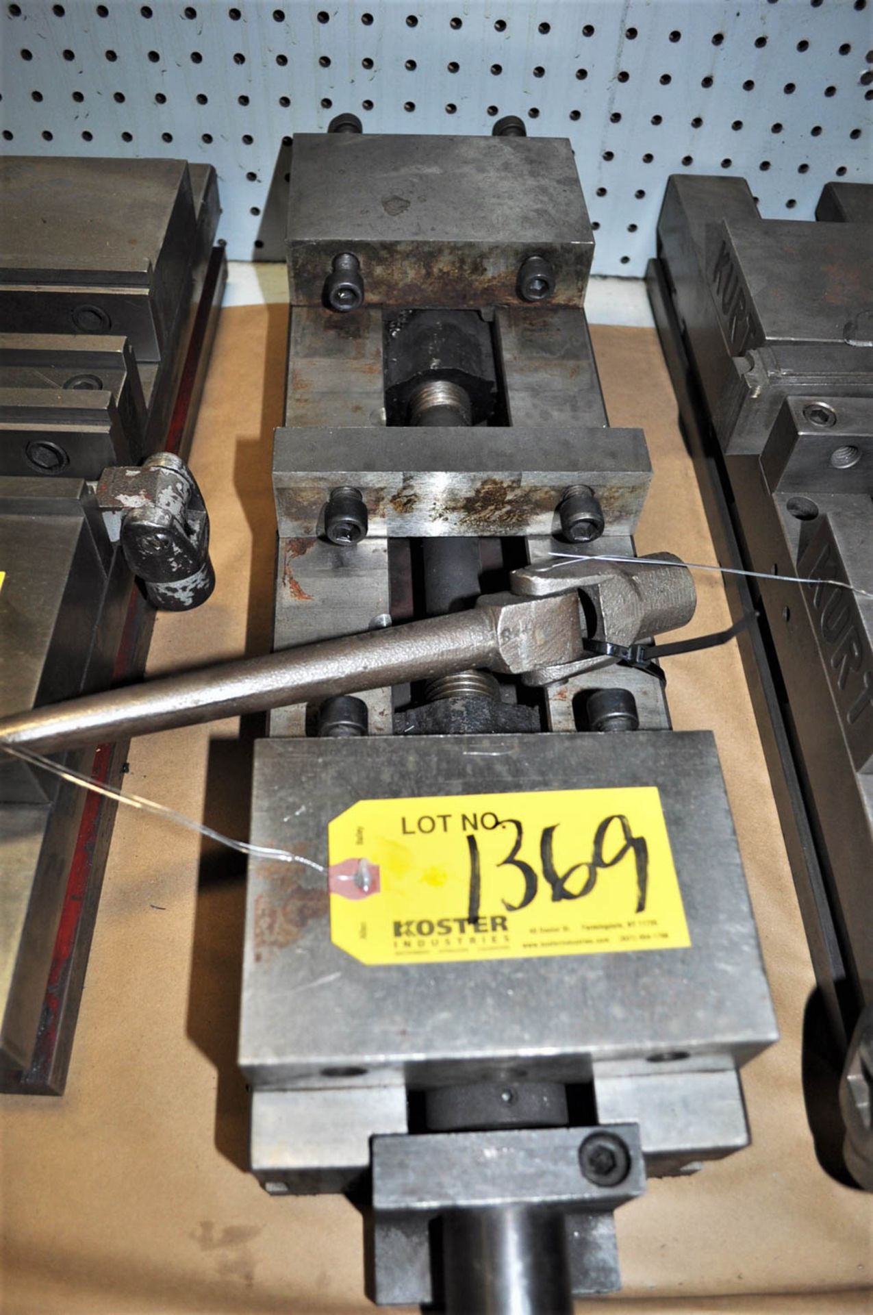 6" DOUBLE MACHINE VISE