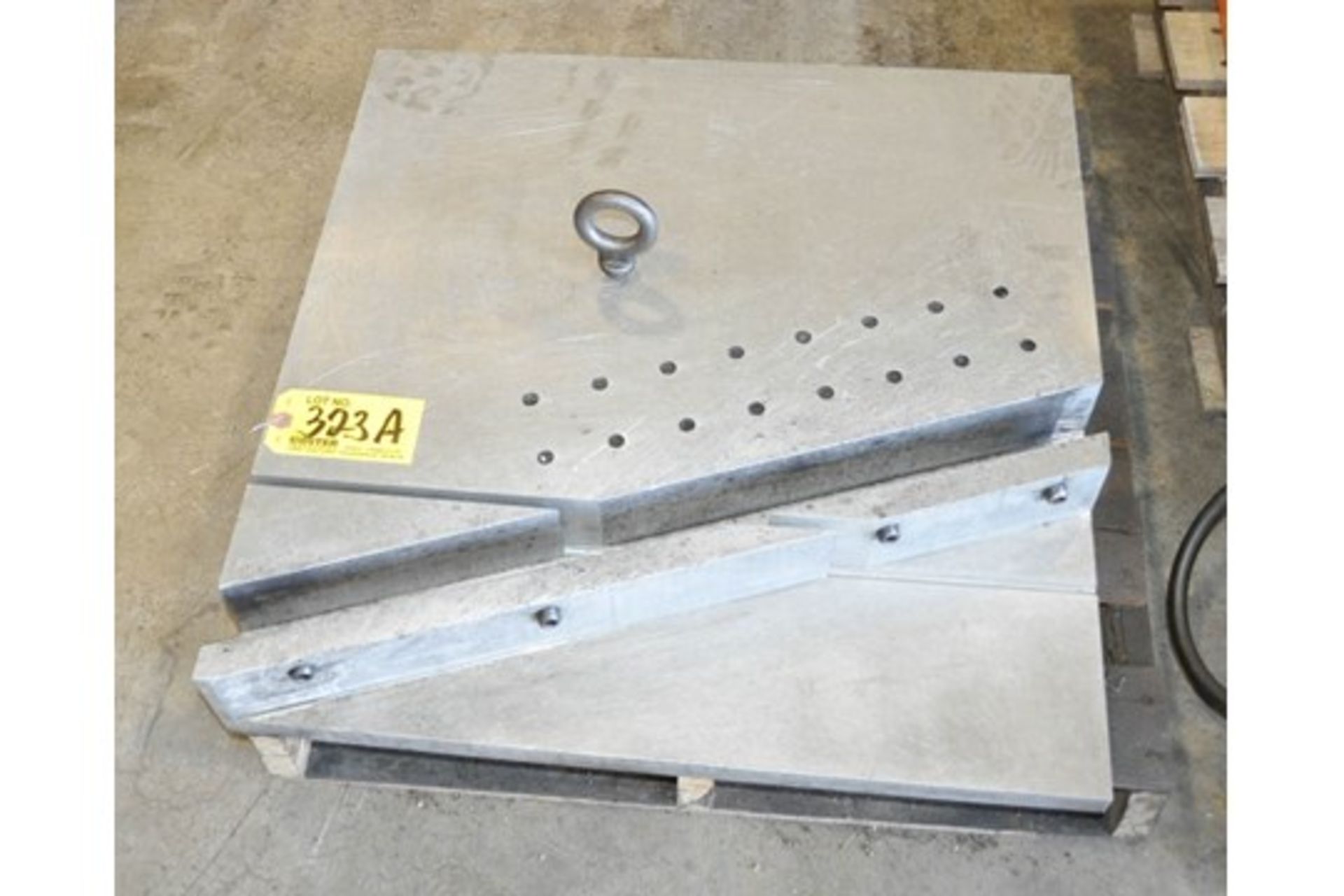 ANGLE SAW FIXTURE