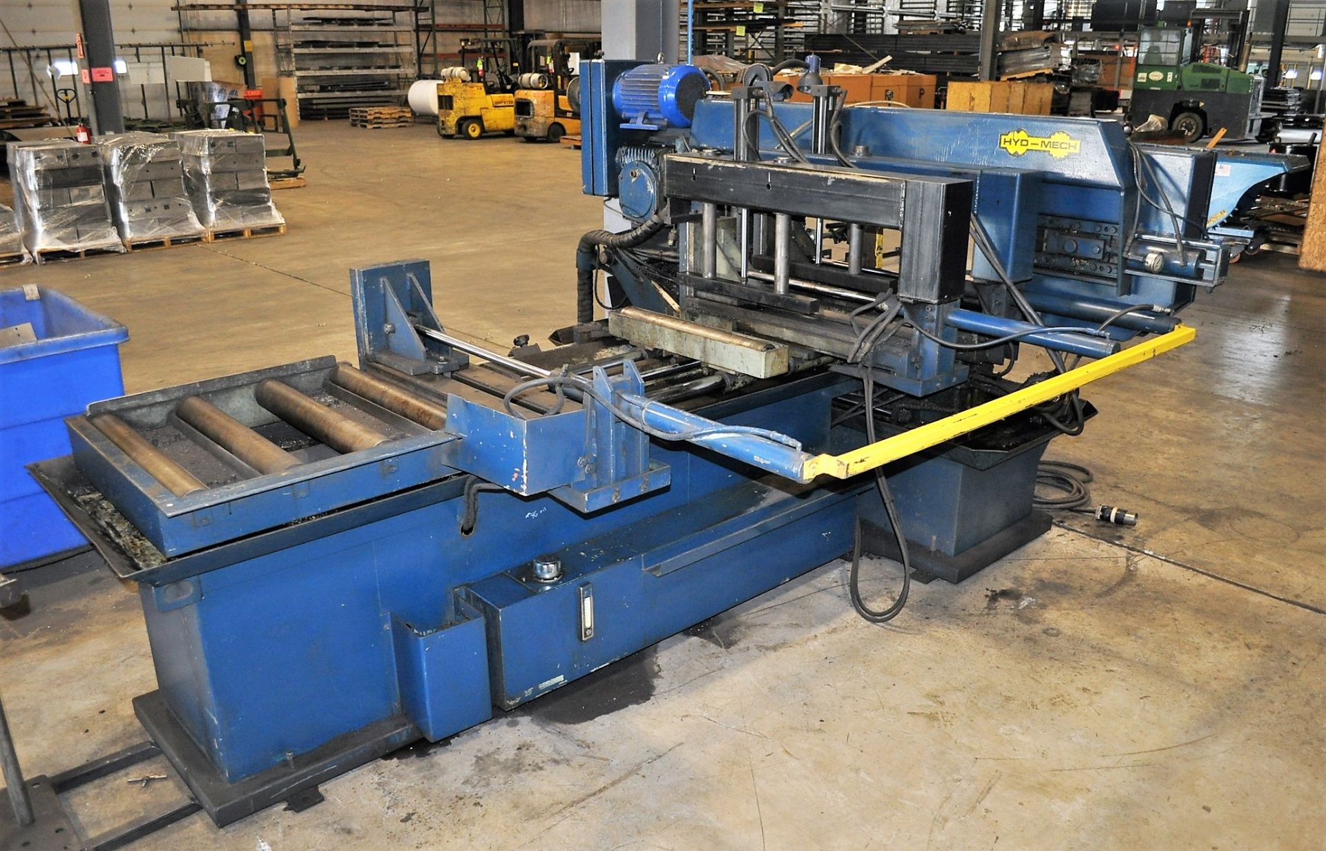 HYD-MECH MDL. S-25A HYDRAULIC VERTICAL BANDSAW, WITH COUNT CONTROLS, MITER TYPE, 18" X 30" MAX - Image 6 of 7