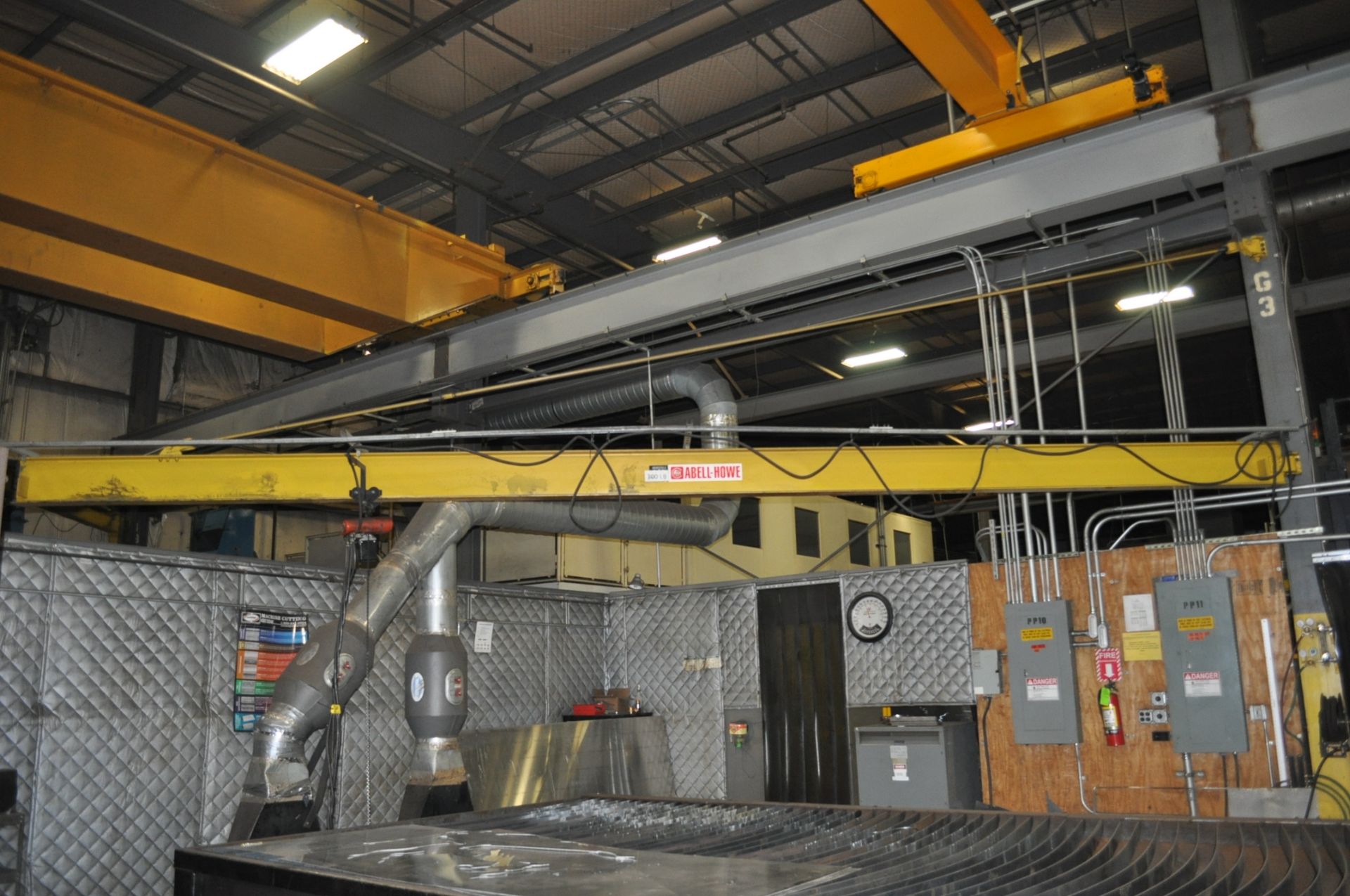 APPROXIMATELY 20' LONG ABELL HOWE 300# JIB CRANE, WITH 300# HOIST