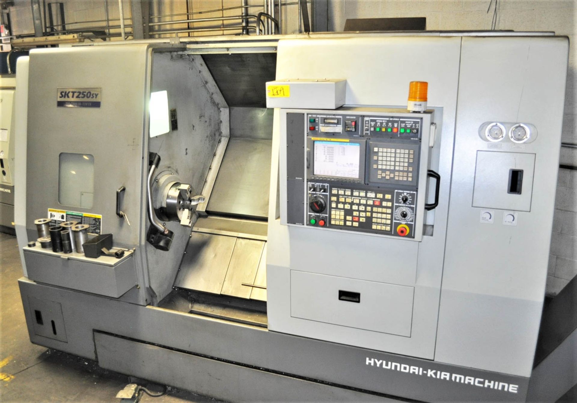 HYUNDAI KIA MDL. SKT250SY CNC TURNING CENTER, WITH SUB-SPINDLE, C/Y AXIS, LIVE MILLING, FANUC - Image 2 of 7