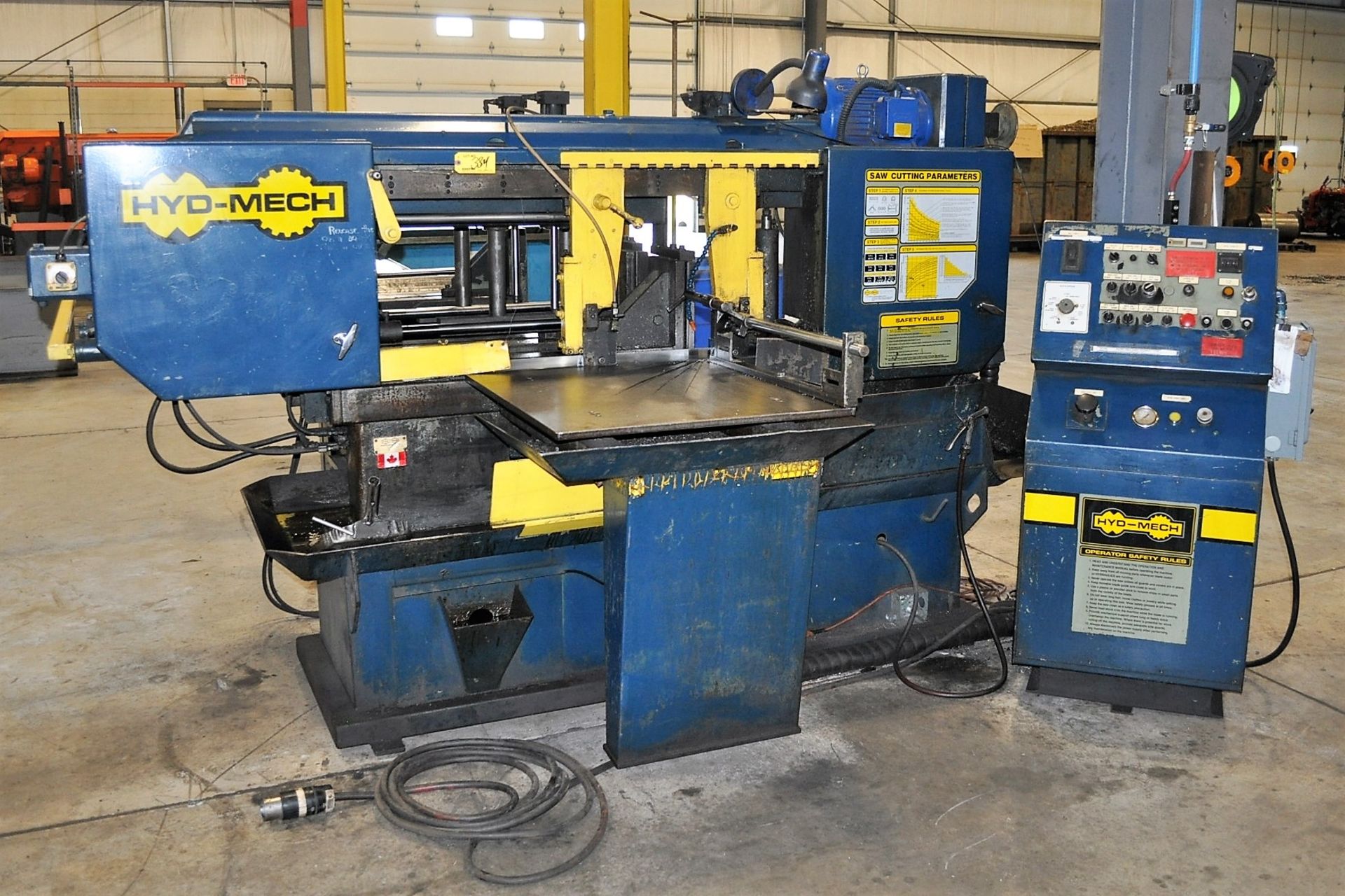 HYD-MECH MDL. S-25A HYDRAULIC VERTICAL BANDSAW, WITH COUNT CONTROLS, MITER TYPE, 18" X 30" MAX