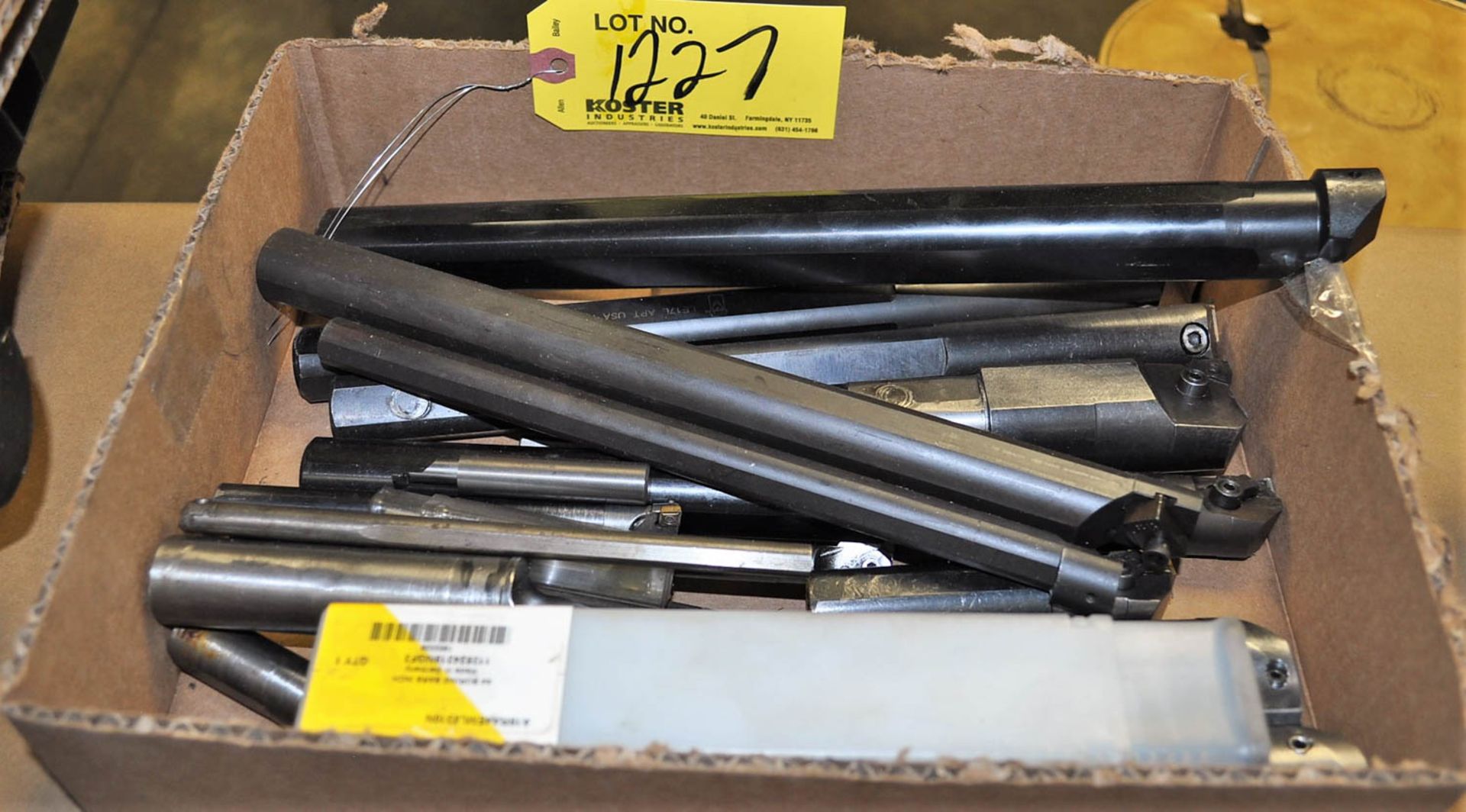 LOT OF CARBIDE INSERT BORING BARS