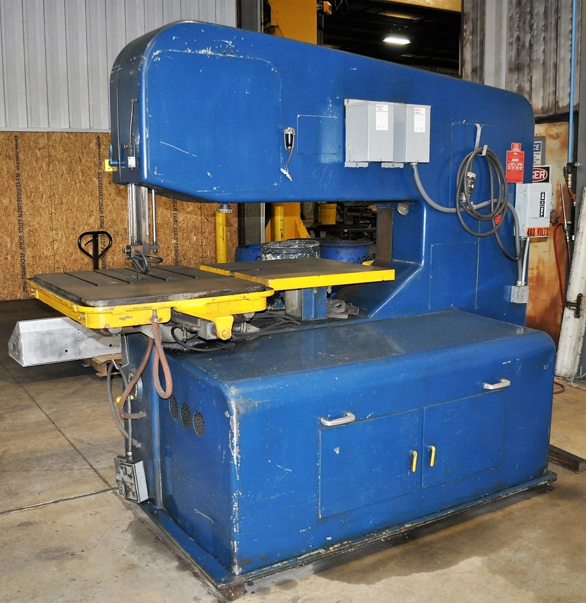 DoALL MDL. 6013-3 60" HORIZONTAL BANDSAW, WITH BUTT WELDING & GRINDING ATTACHMENT, 32" X 40" T- - Image 2 of 3