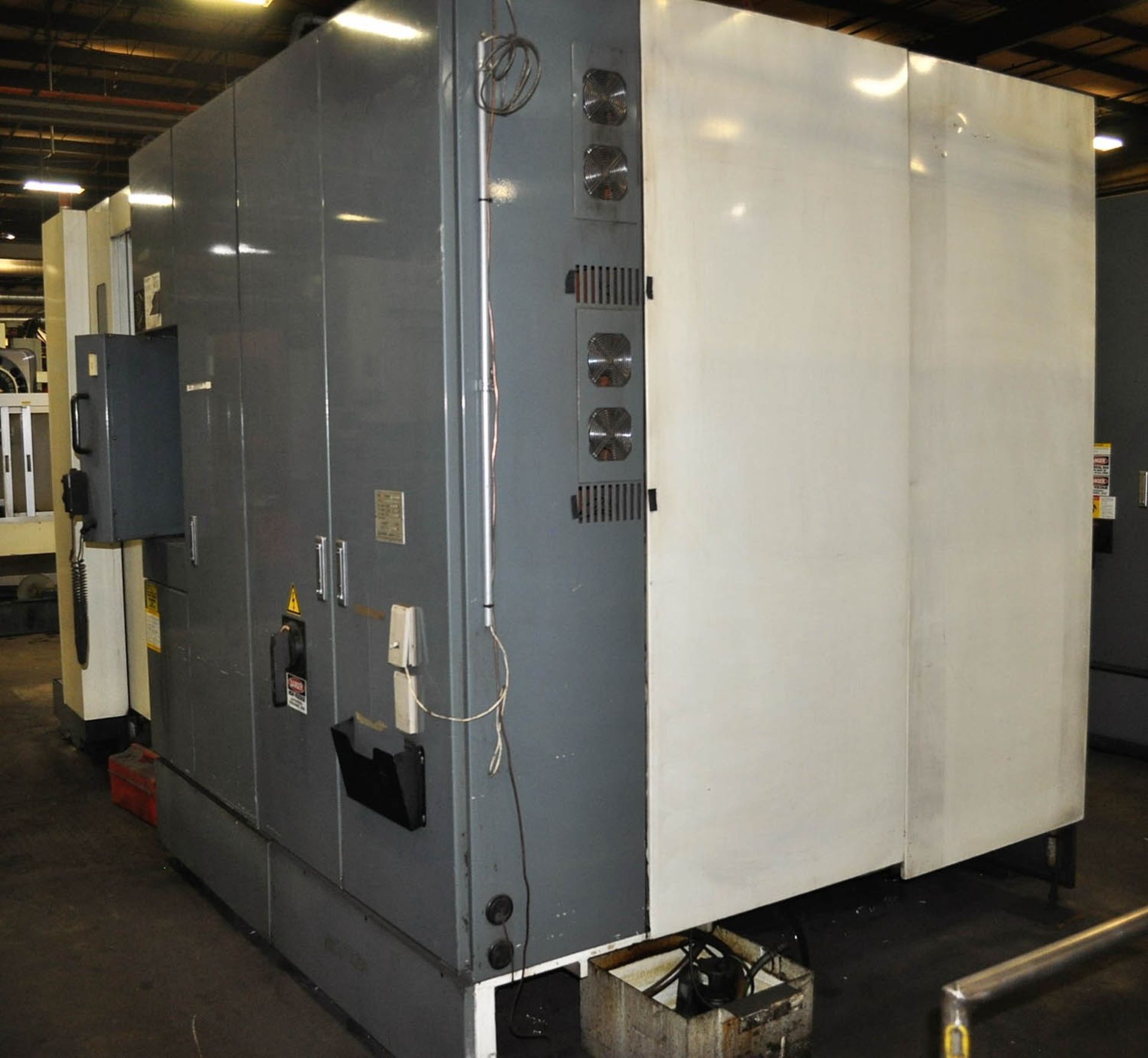 KITAMURA MYCENTER MDL. HX400i CNC HORIZONTAL MACHINING CENTER, WITH FANUC 16iM CNC CONTROL, TRAVELS: - Image 6 of 8