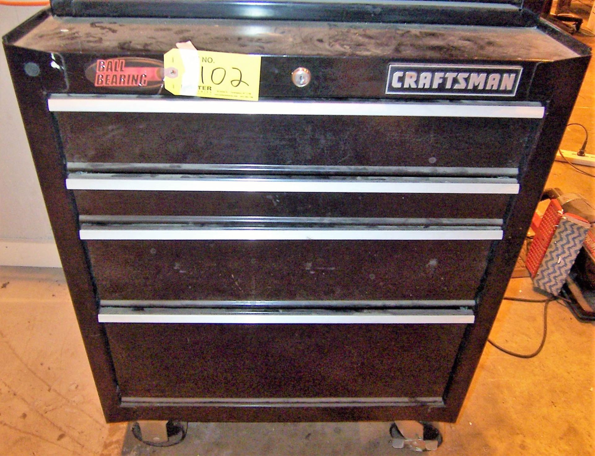 CRAFTSMAN ROLLING TOOL CABINET