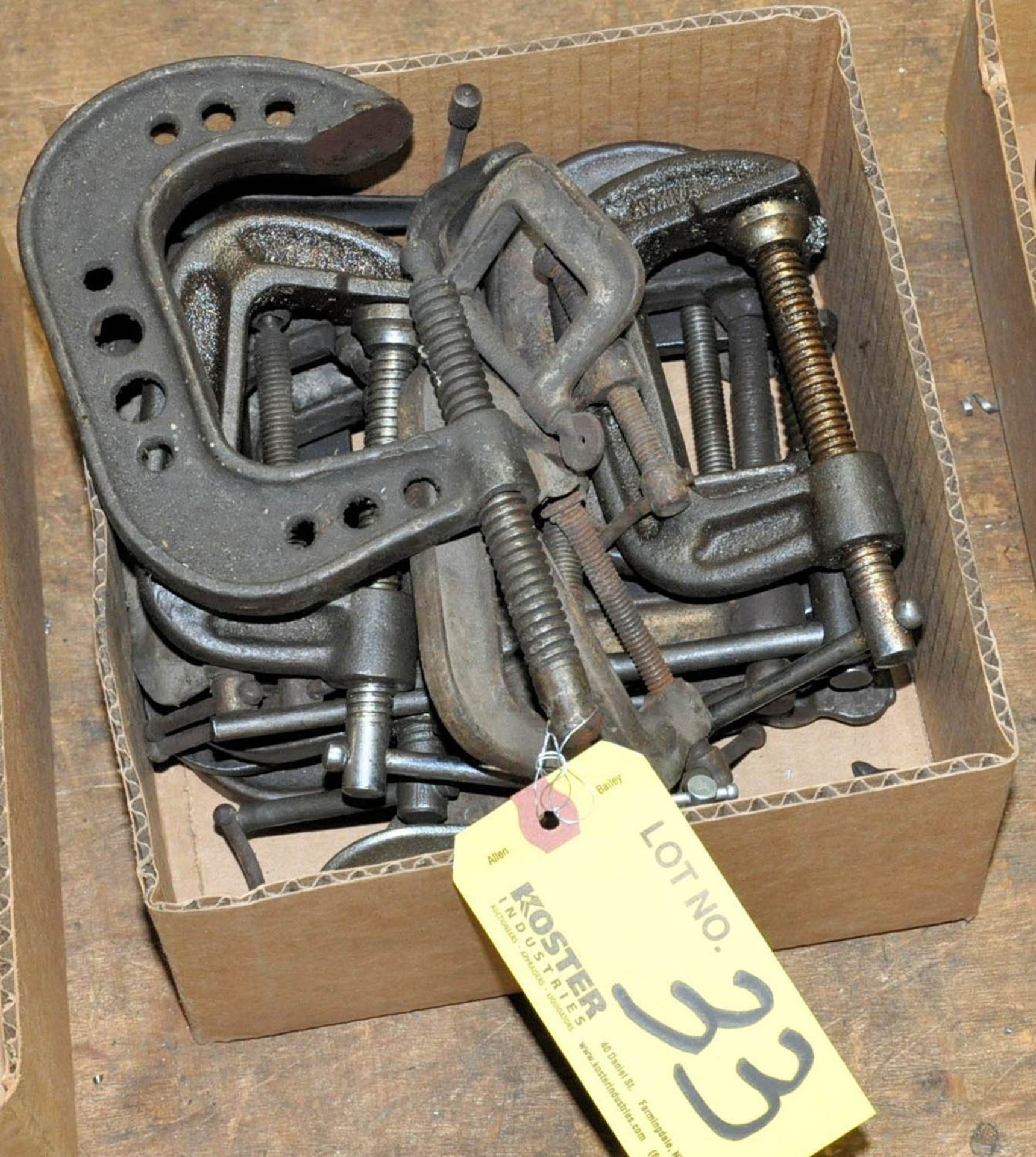 BOX OF SMALL C-CLAMPS