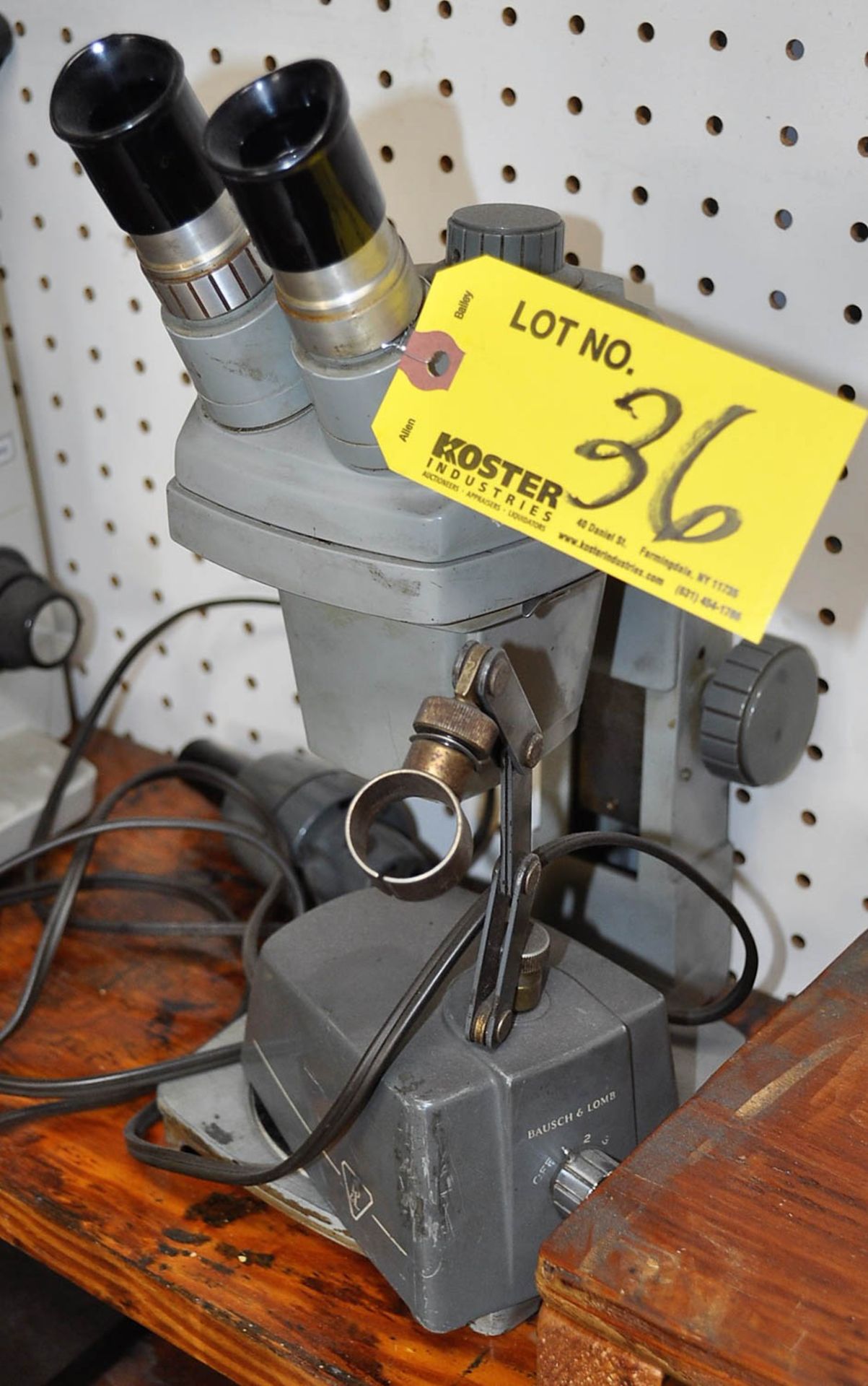 BAUSCH & LOMB MICROSCOPE