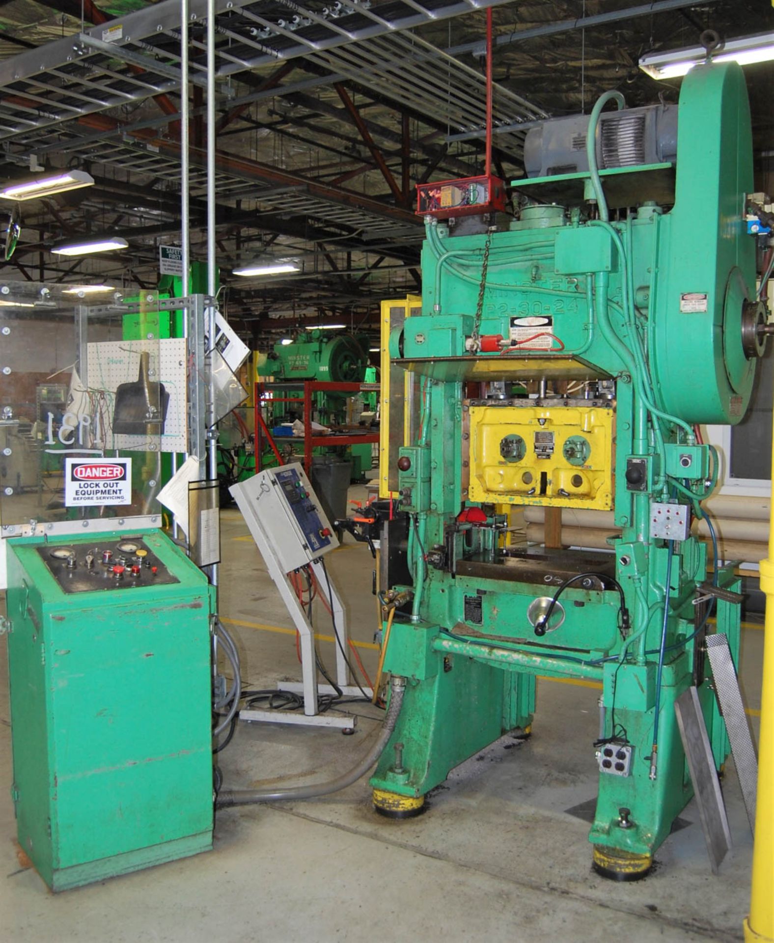 30 TON MINSTER MDL. P2-30-24 "PIECE-MAKER" HIGH SPEED PRESS, WITH PA INDUSTRIES "ULTRA EDGE" MDL.