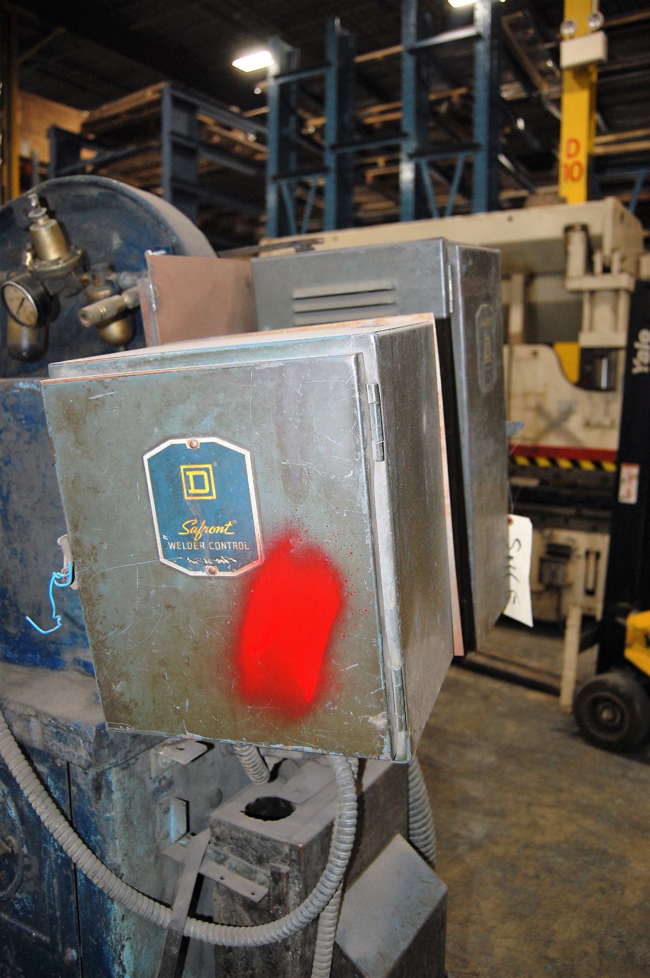 FEDERAL MDL. 444BCA 19kw SPOT WELDER, 220-VOLTS, WITH 41" THROAT, FOOT SWITCH, S/N: 48791 [LOCATED - Image 4 of 5