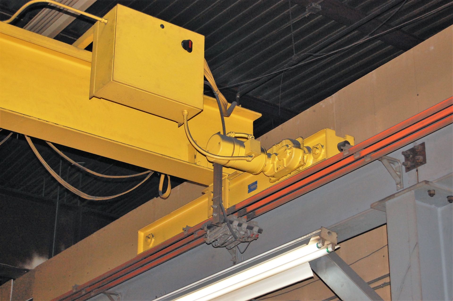 3 TON ACCO WRIGHT "SPEEDWAY" OVERHEAD BRIDGE CRANE, TOP RUNNING, SINGLE GIRDER, WITH APPROXIMATELY - Image 7 of 11