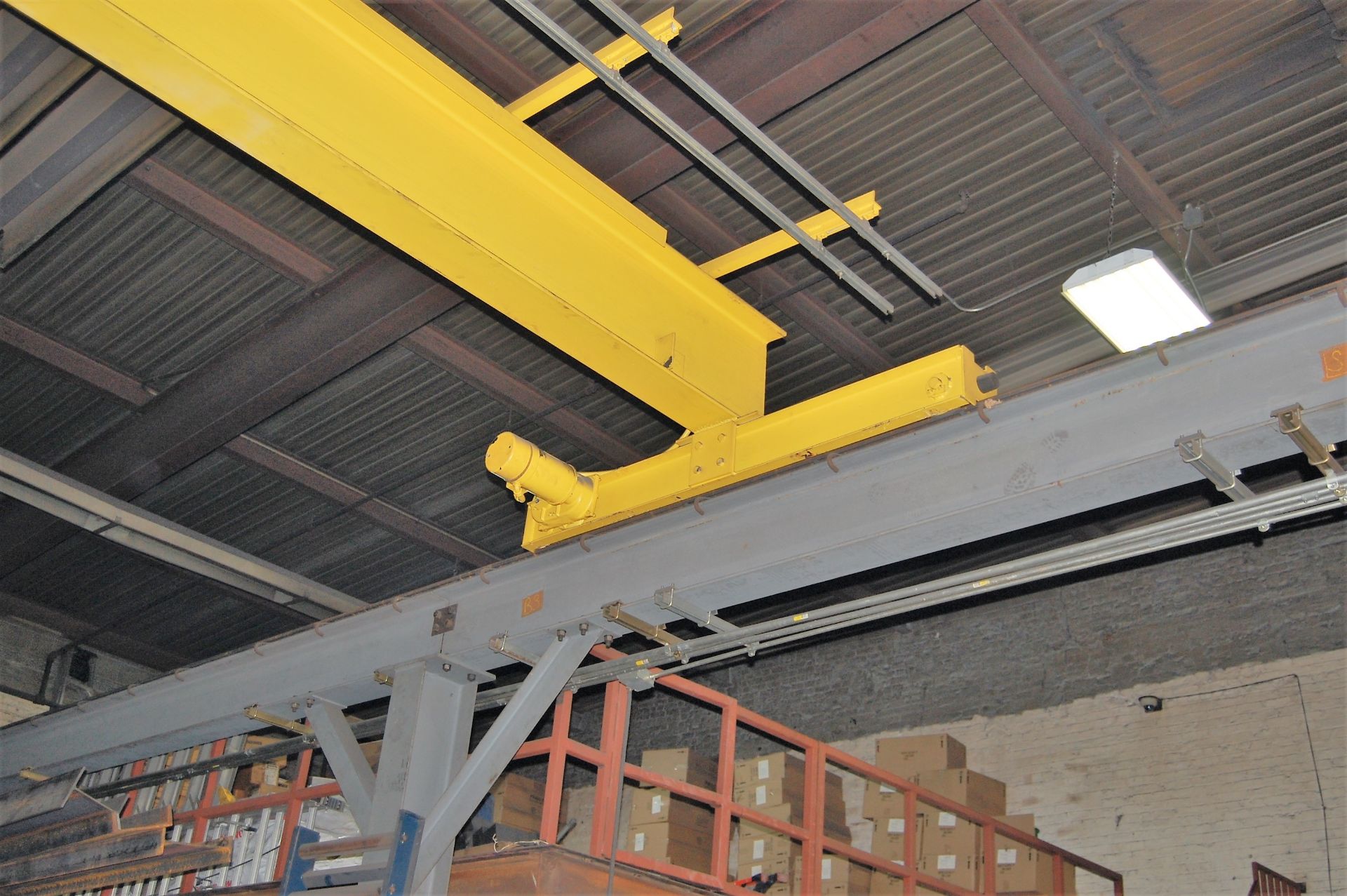 3 TON ACCO WRIGHT "SPEEDWAY" OVERHEAD BRIDGE CRANE, TOP RUNNING, SINGLE GIRDER, WITH APPROXIMATELY - Image 5 of 11