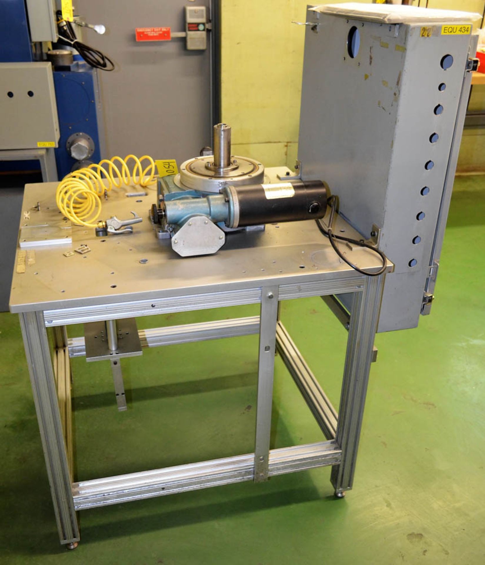 CAMCO MOTOR DRIVEN ROTARY TABLE & BENCH