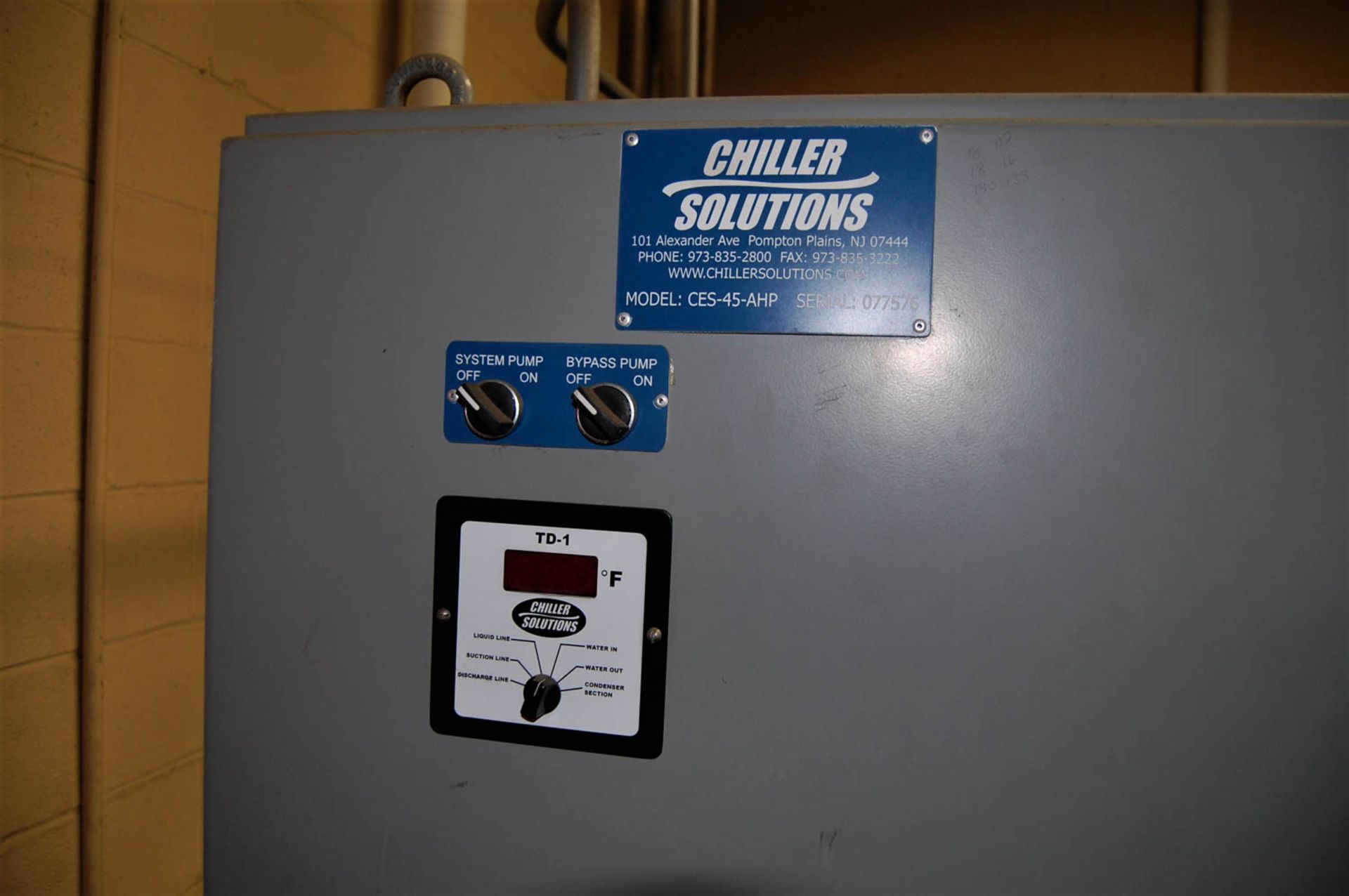 CHILLER SOLUTIONS 45 TON SKID TYPE CHILLER, WITH [3] 15 TON COMPRESSORS, APPROXIMATELY 100-GAL. - Image 3 of 4